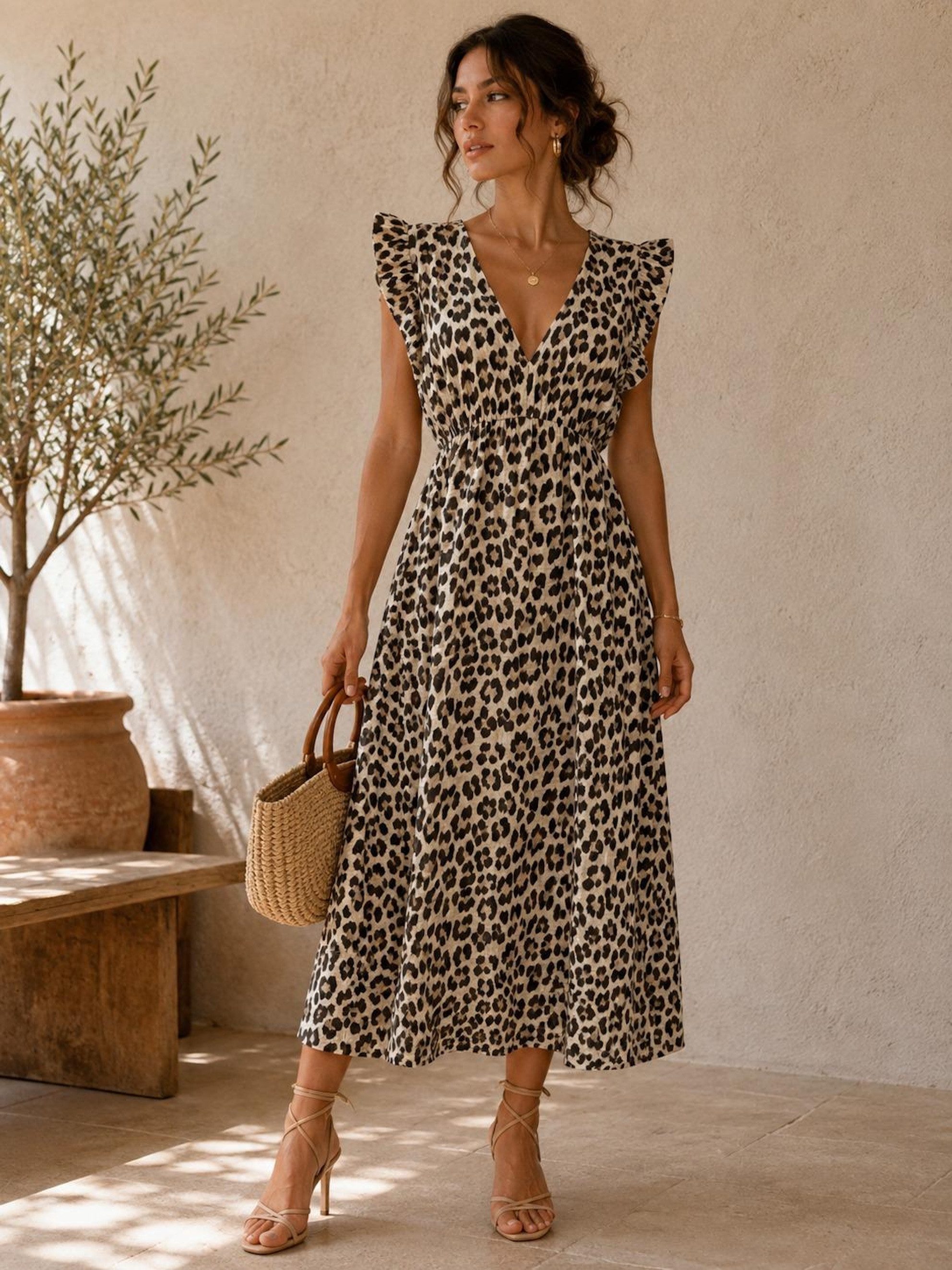 Worldclassca Sommerkleid Worldclassca Musselin Sommerkleid Leopard Animal Muster Lang Strand Neue Kollektion - Stilvolle und gemütliche Sommer Mode für Damen