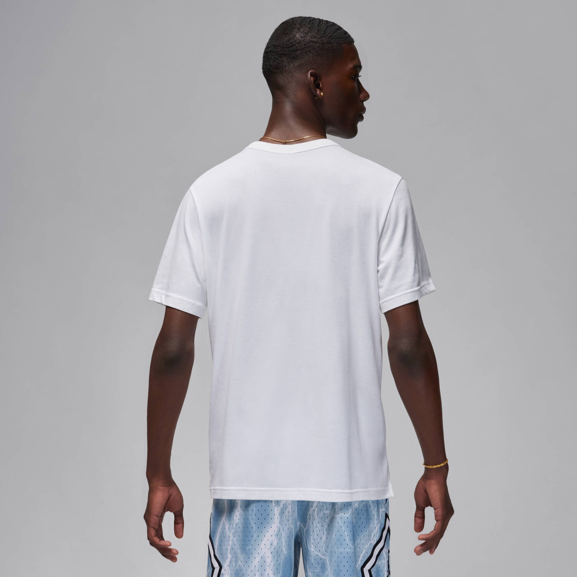 Jordan Trainingsshirt M J DF SPRT SS TOP sportliche Passform, schnell trocknendes Material, atmungsaktiv