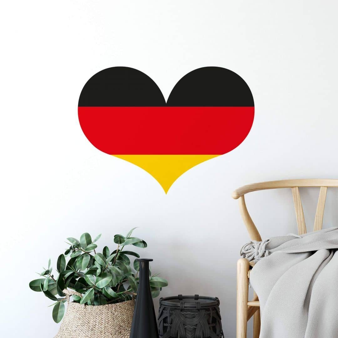 K&L Wall Art Wandtattoo Fußball Deutschland Herz Mädchen Klebebilder Fanartikel Kinderzimmer, Wandbild selbstklebend, entfernbar