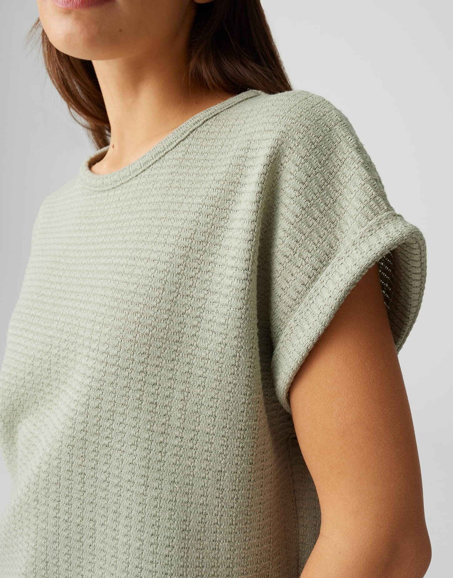 OPUS Kurzarmshirt Sishell aus Jersey mit Wabenstruktur Aufschlag am Ärmel, leichte Transparenz, weicher Griff, Casual – Bild 4 von 5