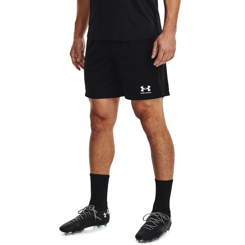 Under Armour® Shorts UA M CHALLENGER CORE SHORT (1-tlg) günstig online kaufen