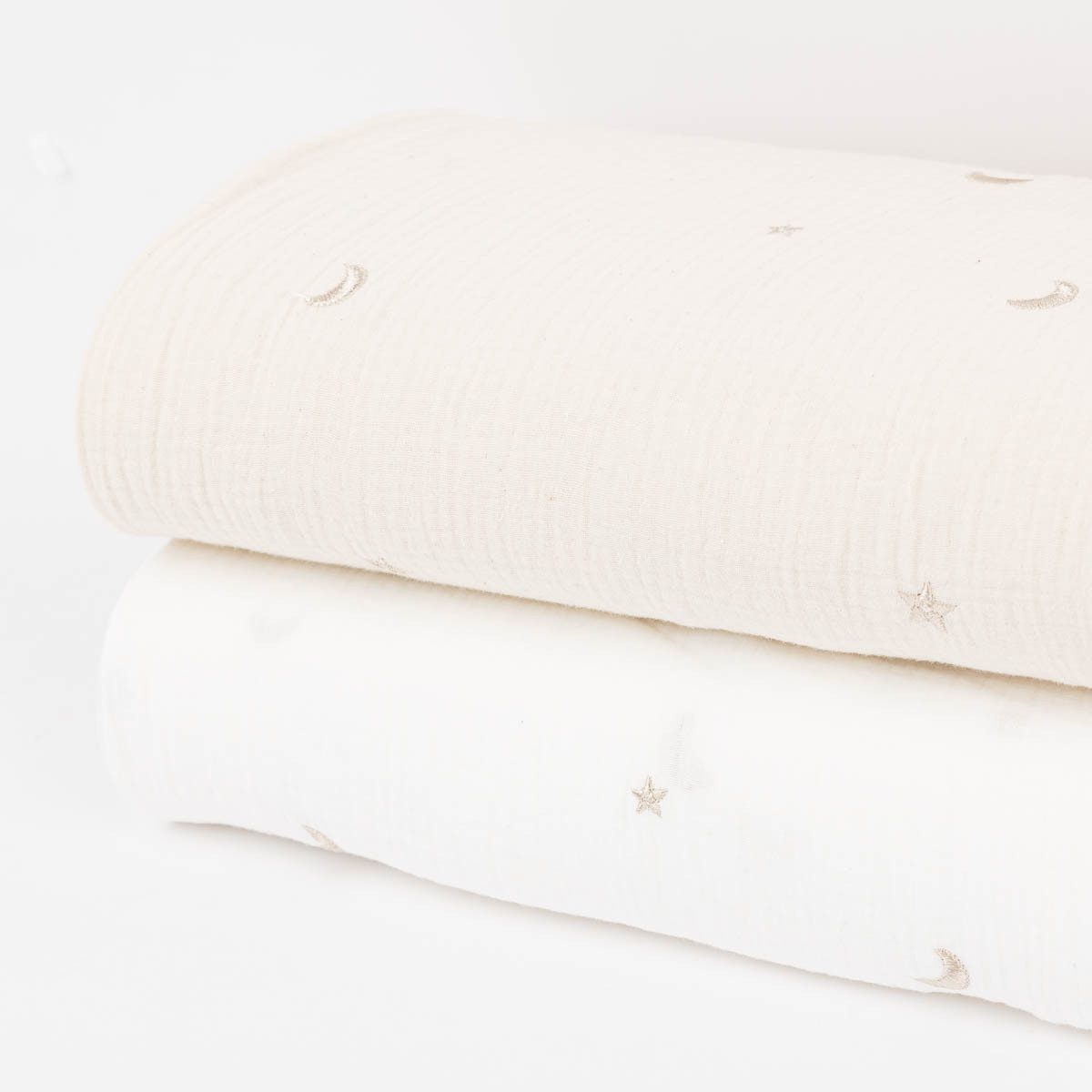 SCHÖNER LEBEN. Stoff Musselin Stoff Double Gauze STARS Stickerei Sterne Mond beige 1,35m Br, allergikergeeignet