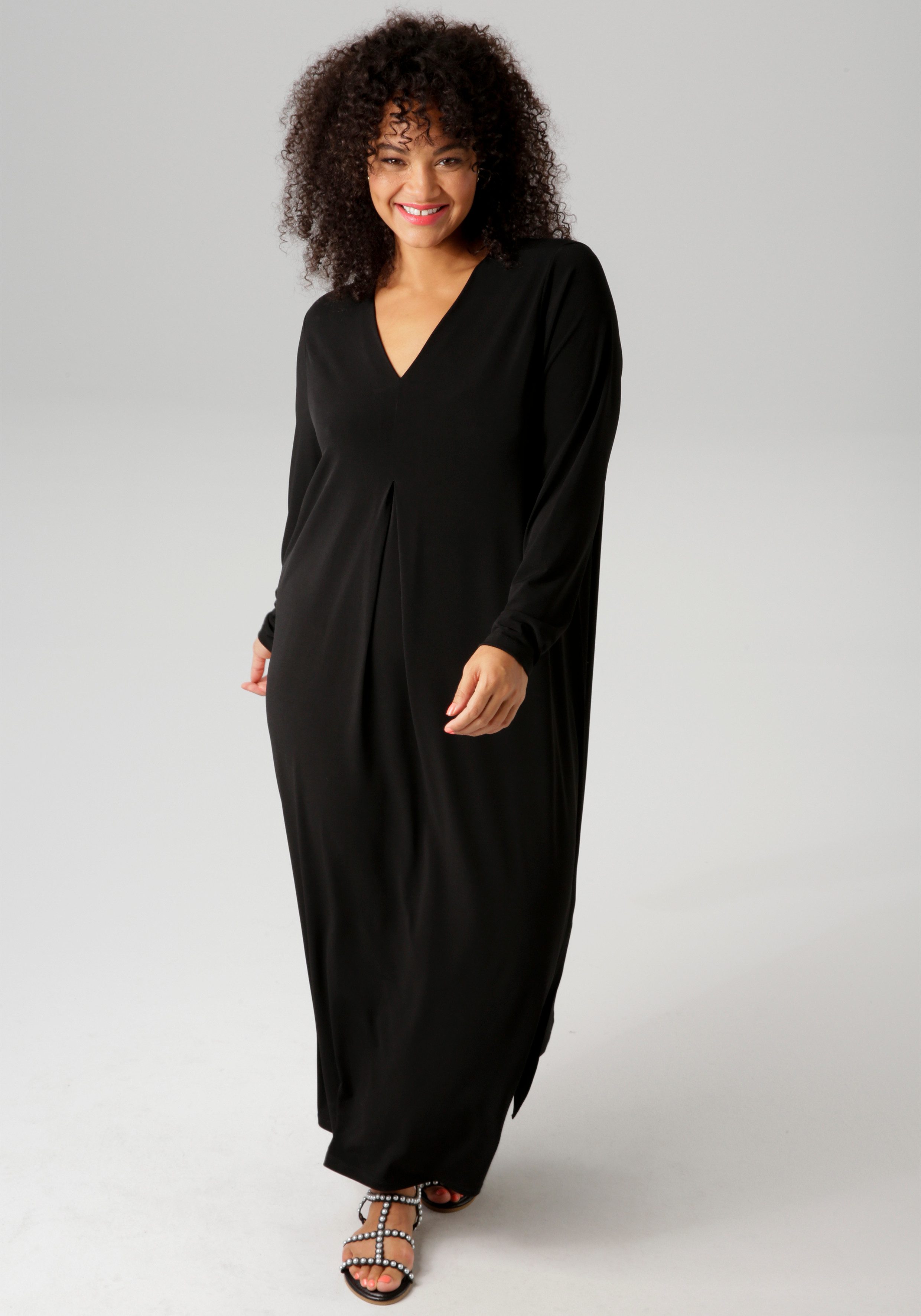 Aniston PLUS Maxikleid, mit raffinieren Seitenschlitzen günstig online kaufen