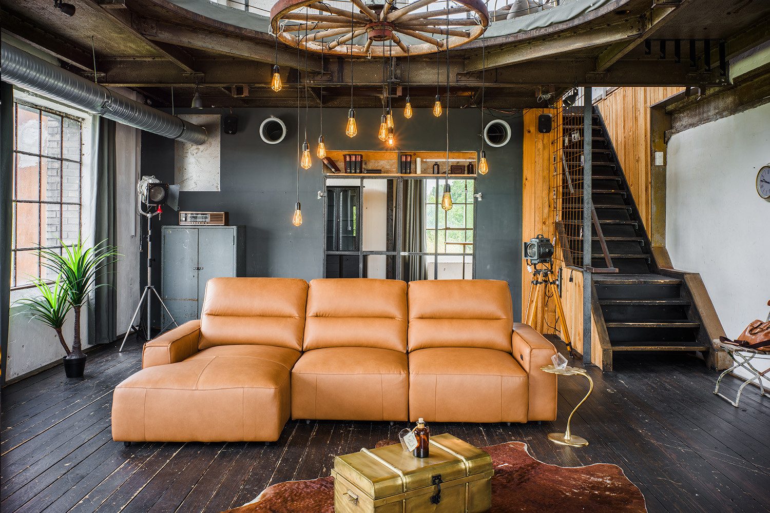 KAWOLA Big-Sofa DORI Eckcouch mit Longchair - Entspannung pur - Familiencouch, Motorischer Sitzvorzug, Leder cognac, Wohnzimmercouch