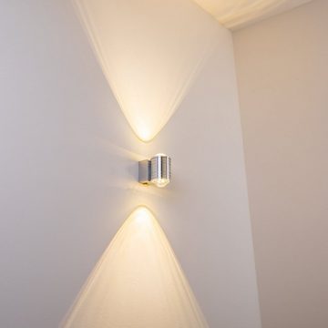 hofstein Spiegelleuchte »Arche« LED Wandlampe aus Metall u. Glas in Aluminiumgebürstet, 3000 Kelvin, Wandspot mit Ein-/Ausschalter, 480 Lumen, IP44