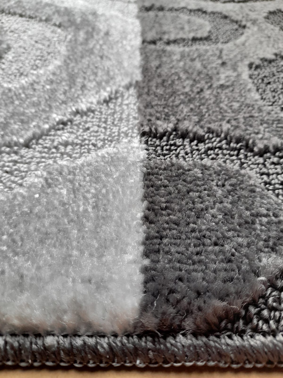 oKu-Tex Badematte Badgarnitur 2-teilig mit Ausschnitt, weich & rutschfest, fußbodenheizungsgeeignet, strapazierfähig, Polypropylen, WC-Vorleger Set mit Ausschnitt, weicher Flor, waschbar, flauschig