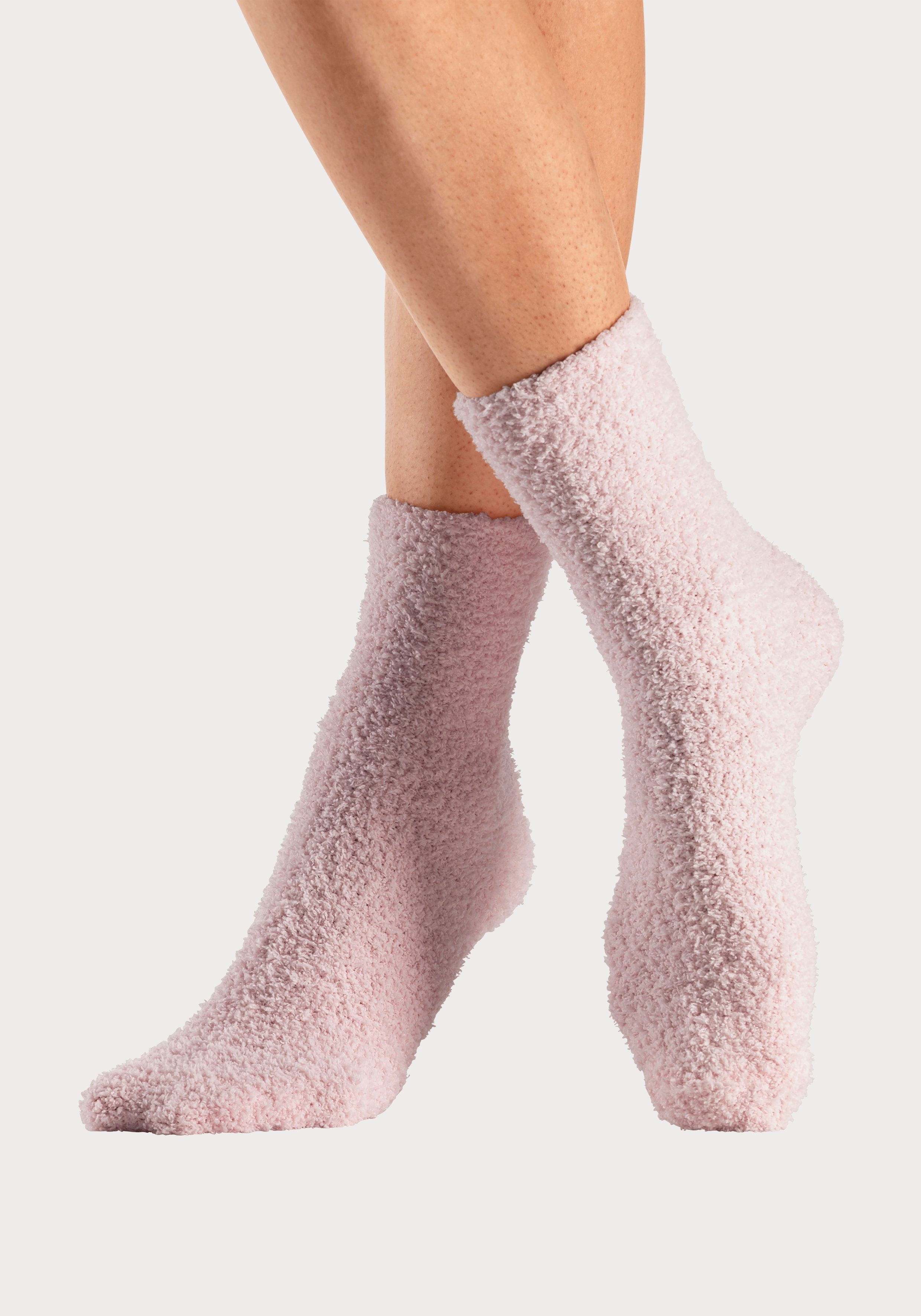 und warm, (Packung, aus Flausch-Qualität LASCANA Kuschelsocken 4-Paar) weich