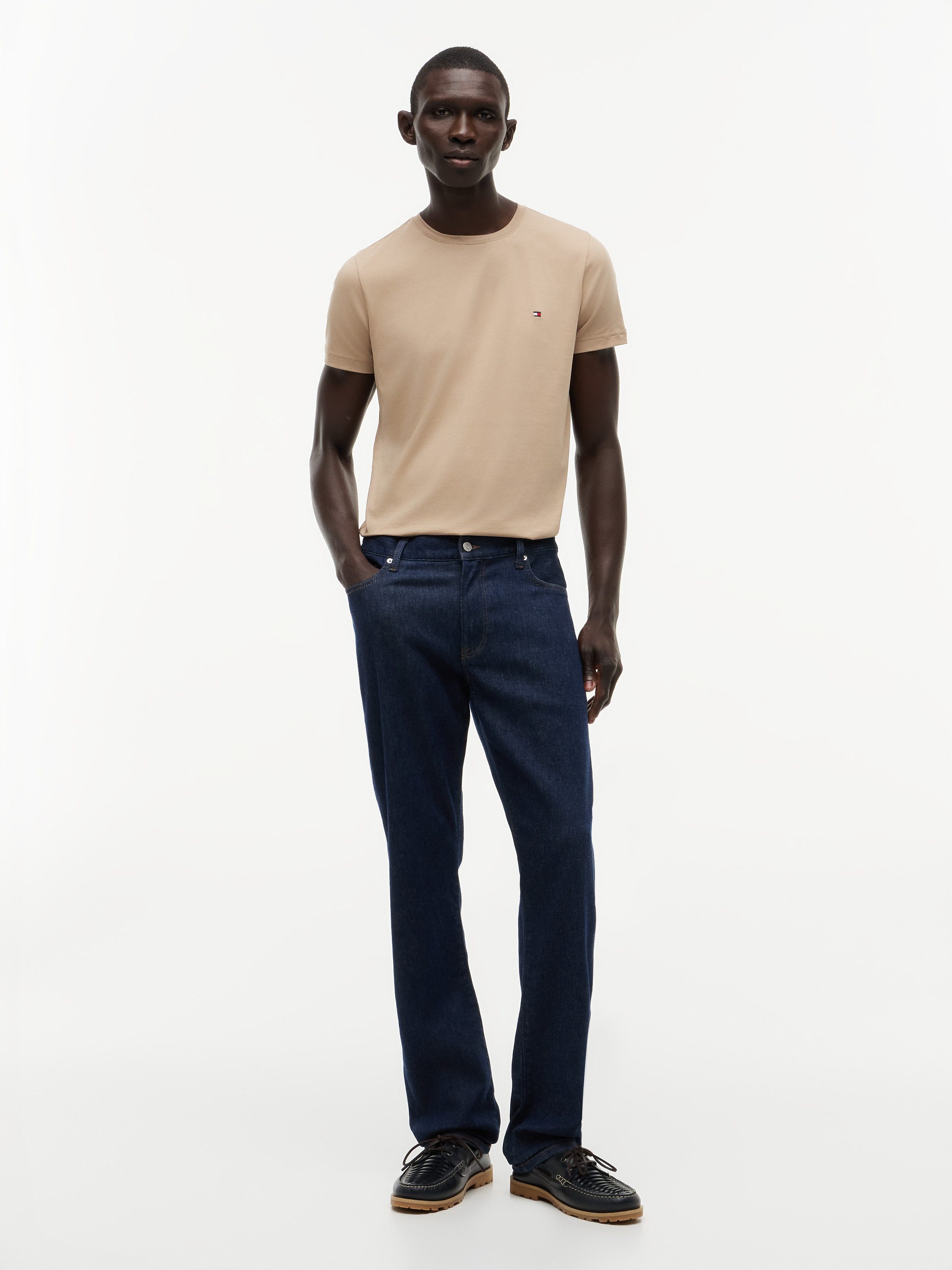 Tommy Hilfiger T-Shirt STRETCH SLIM FIT unifarben, casual, slim fit, Baumwollmix, Rundhals – Bild 4 von 5