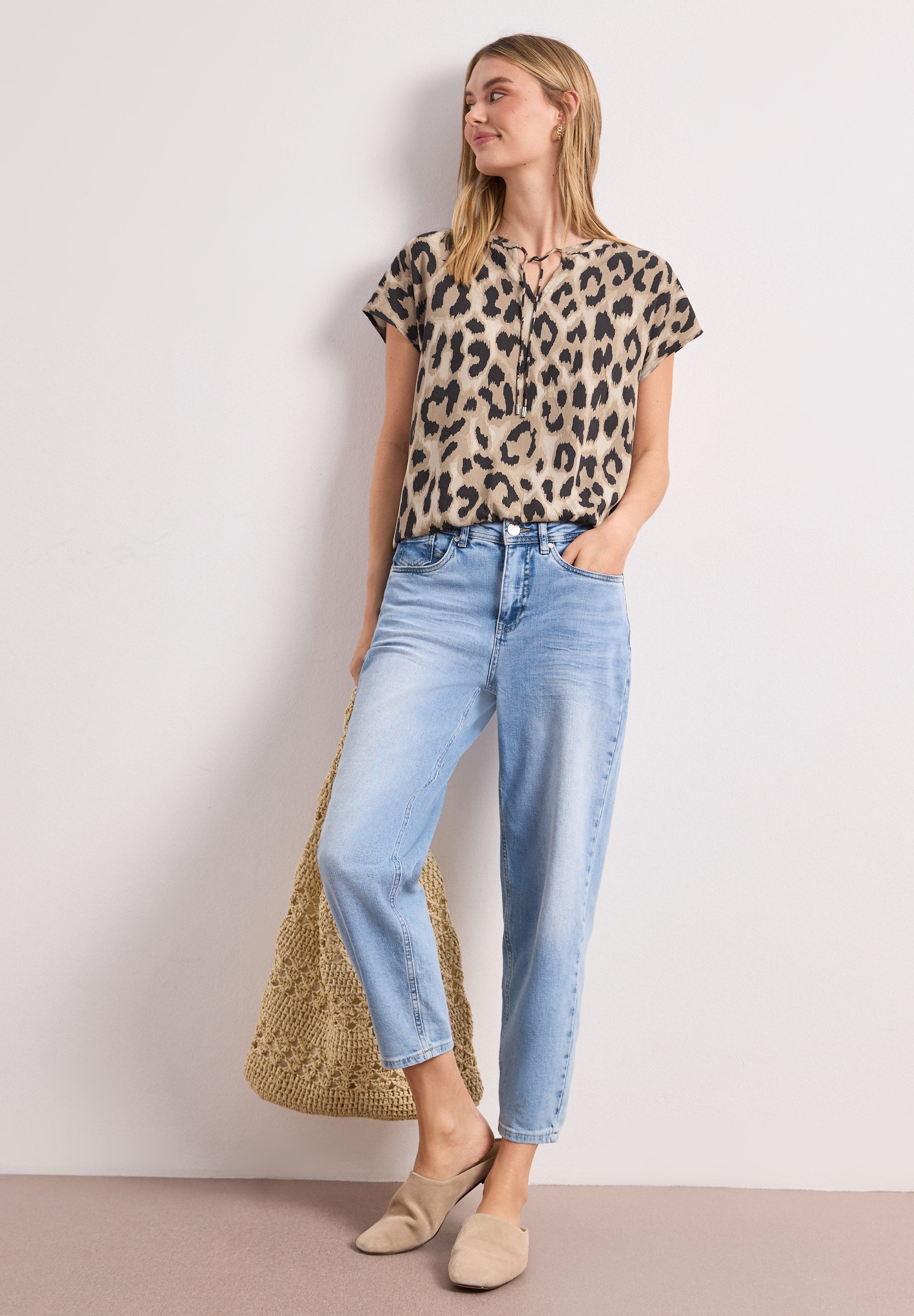 STREET ONE Kurzarmbluse Sommerbluse mit floralem Muster