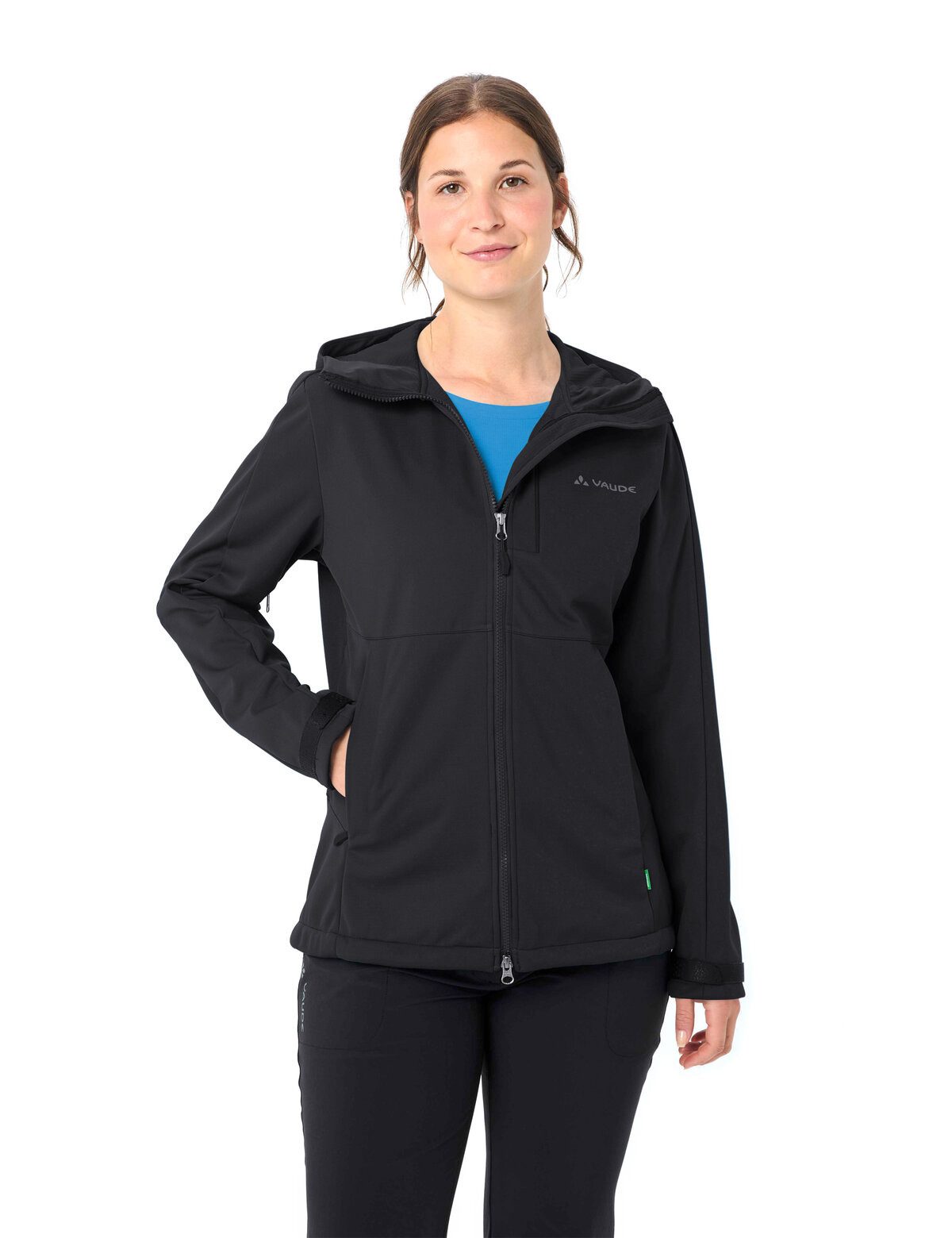 VAUDE Softshelljacke Women's All Year Elope Softshell Jacket II sportlicher Stil, winddicht, atmungsaktiv, wasserabweisend