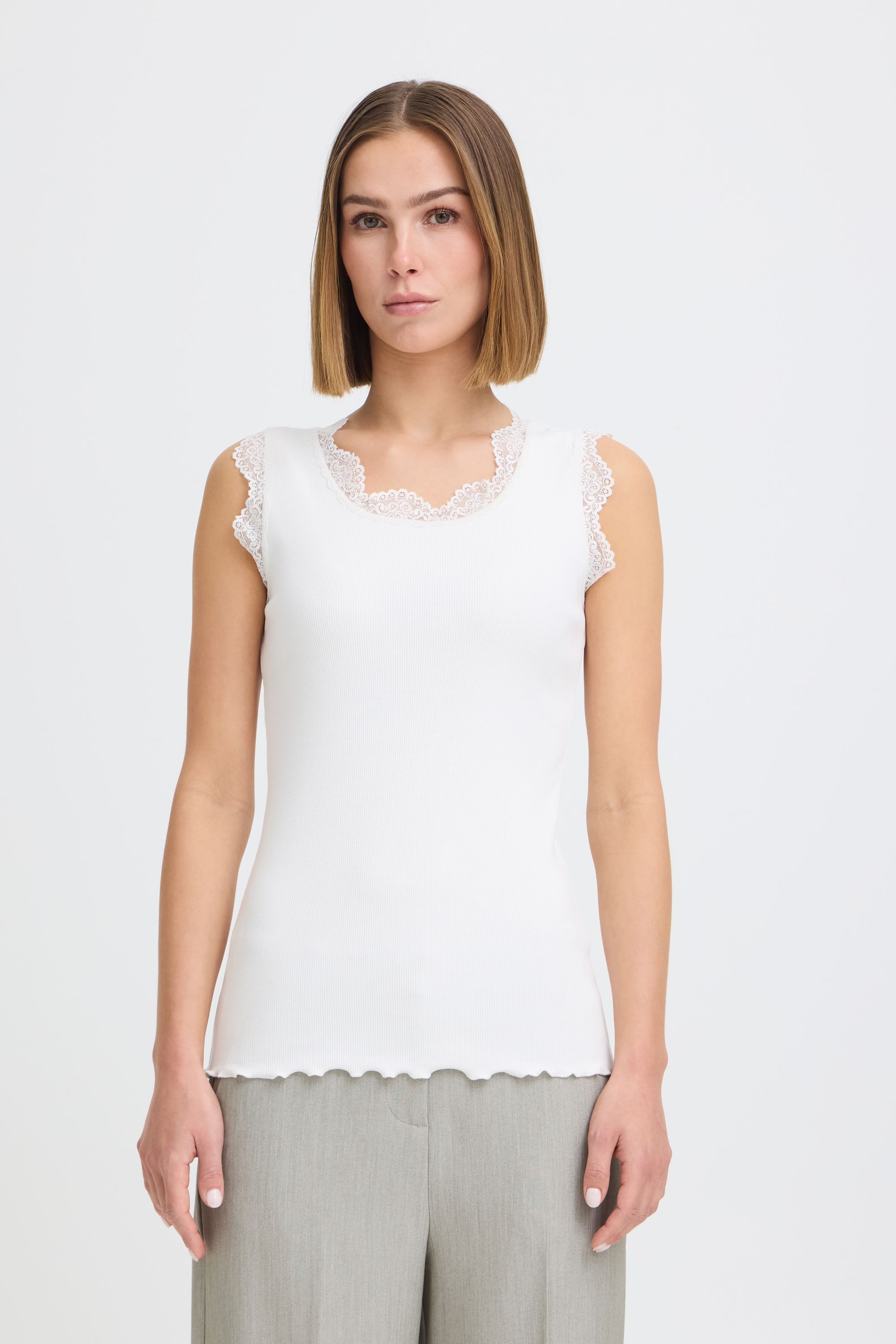 OXMO Shirttop OXNSuna Rib-Top mit Spitze