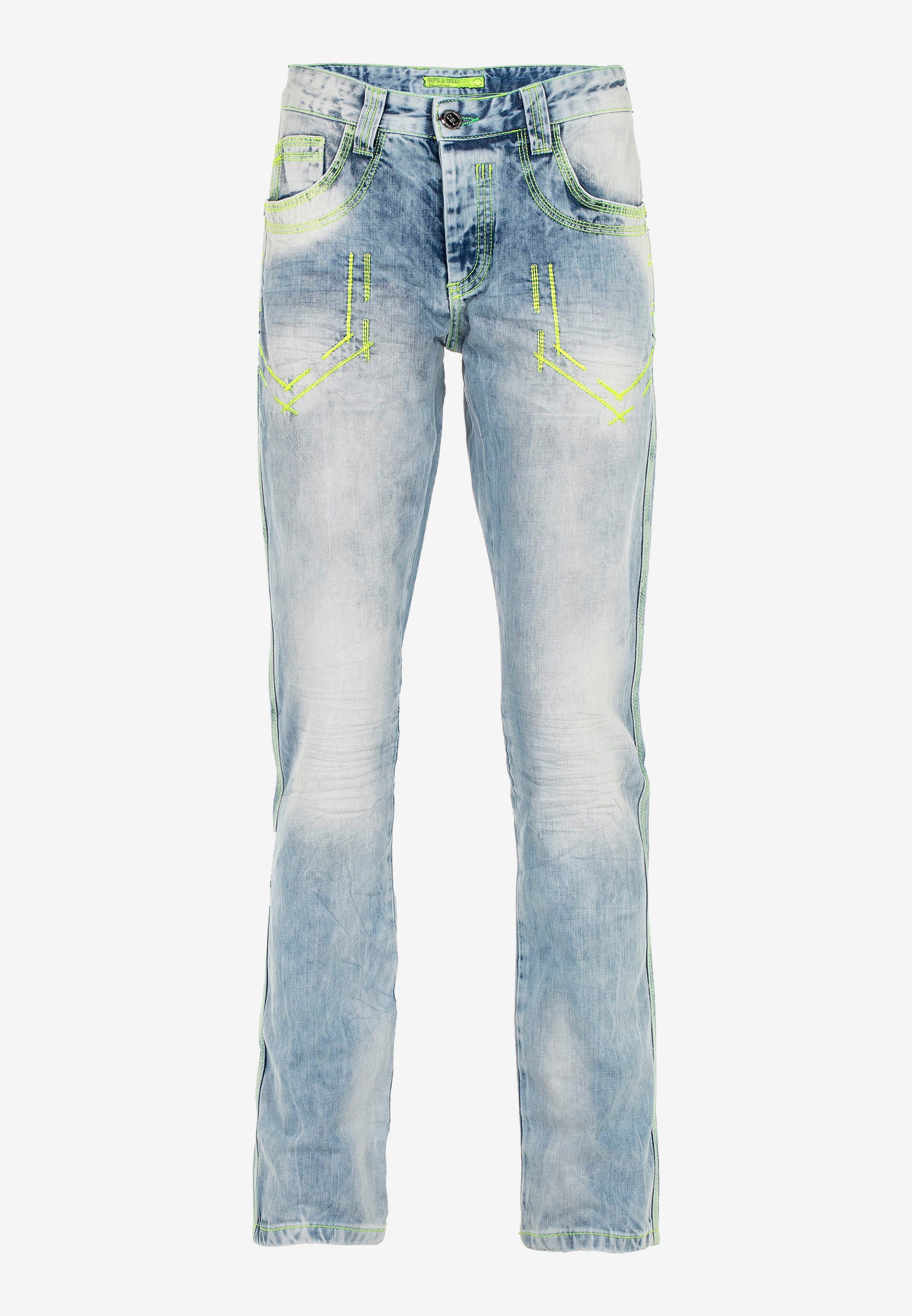 Bequeme Waschung & Cipo mit Baxx heller Jeans