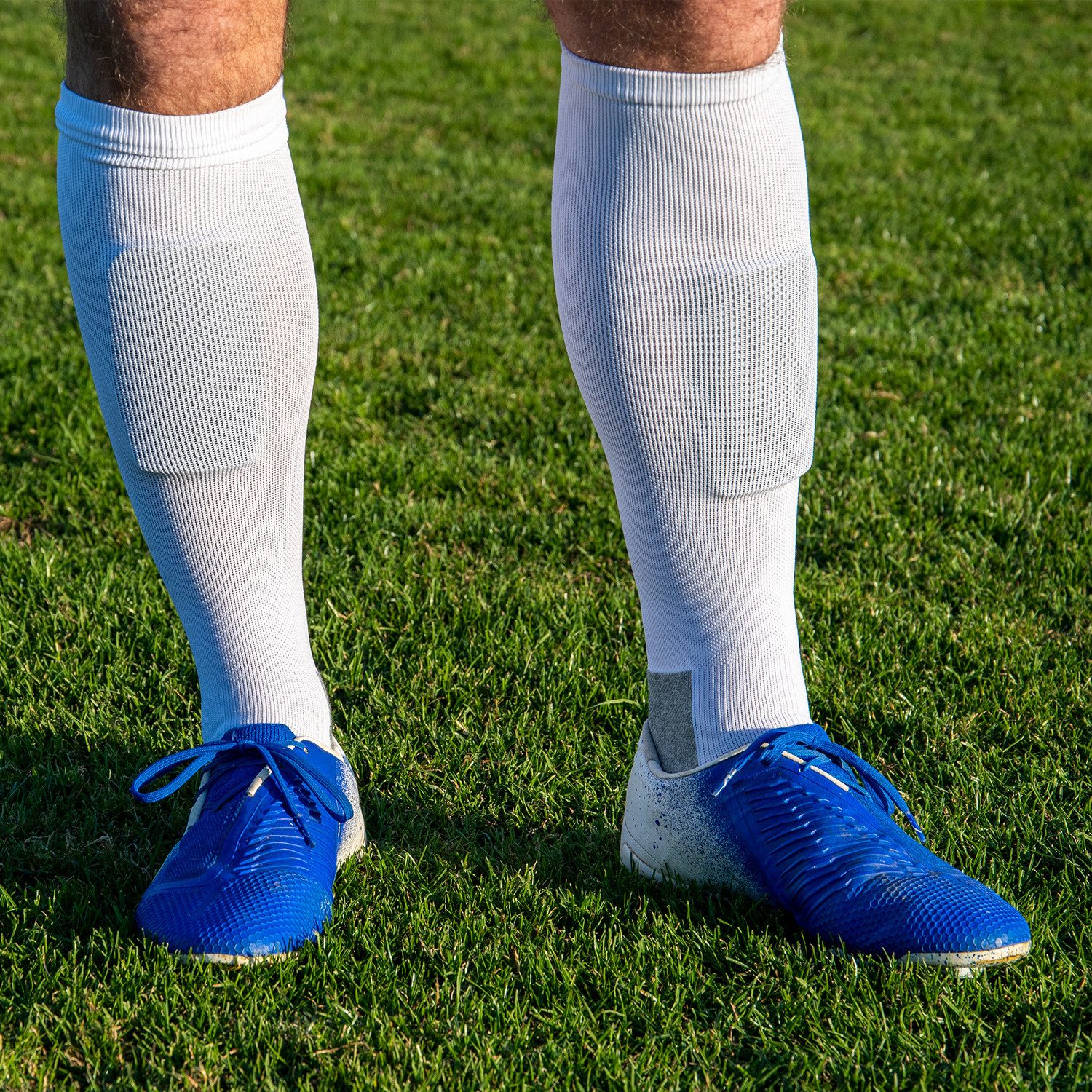 SoPro Schienbeinschutz Mini Schienbeinschoner für Kinder & Erwachsene, leicht, rutschfest