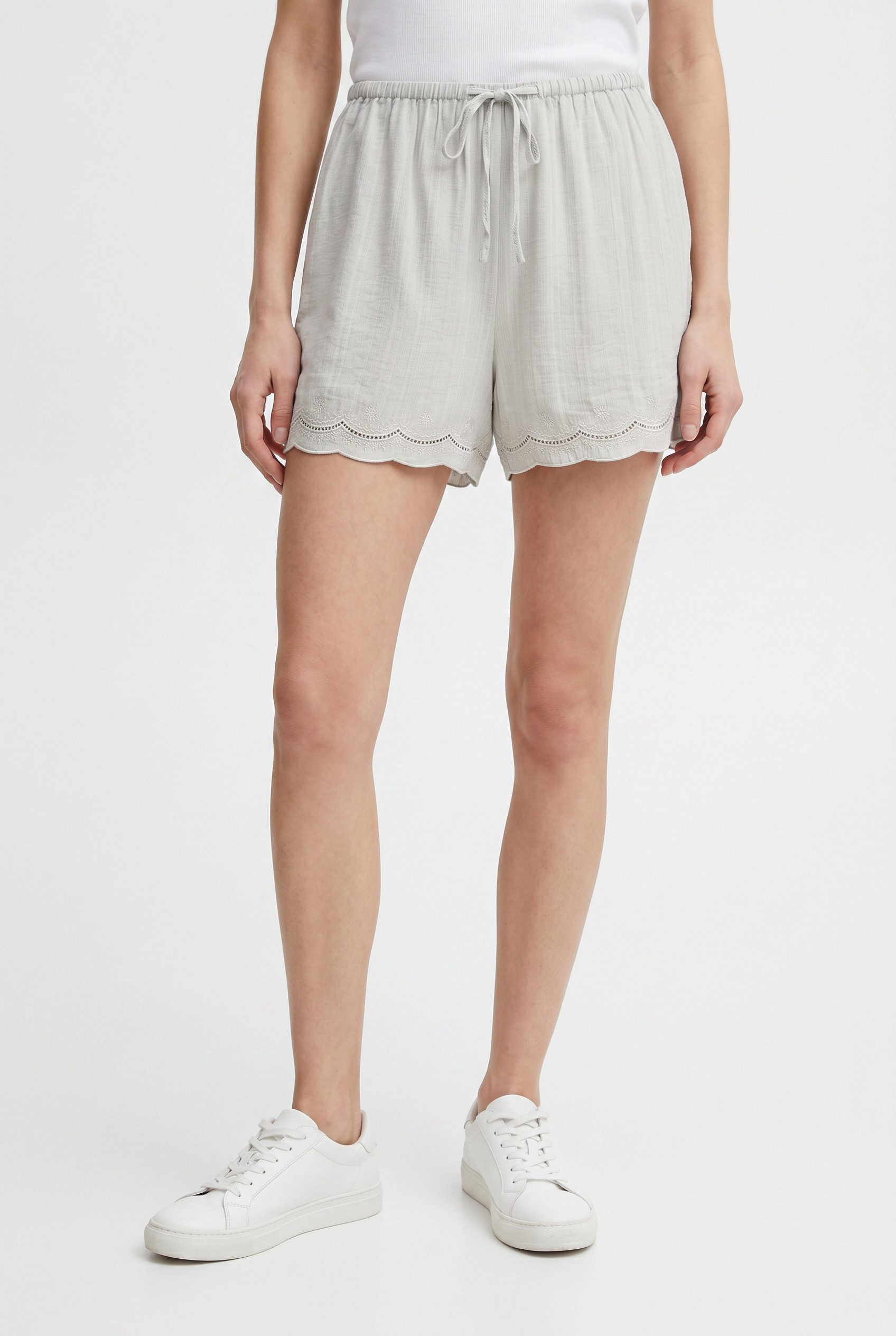 Vero Moda Shorts VMPEACH NW SHORTS WVN GA