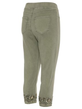 Body Needs Sweatjeans Caprihose koerpernah mit Stickerei und Paillettenverzierung