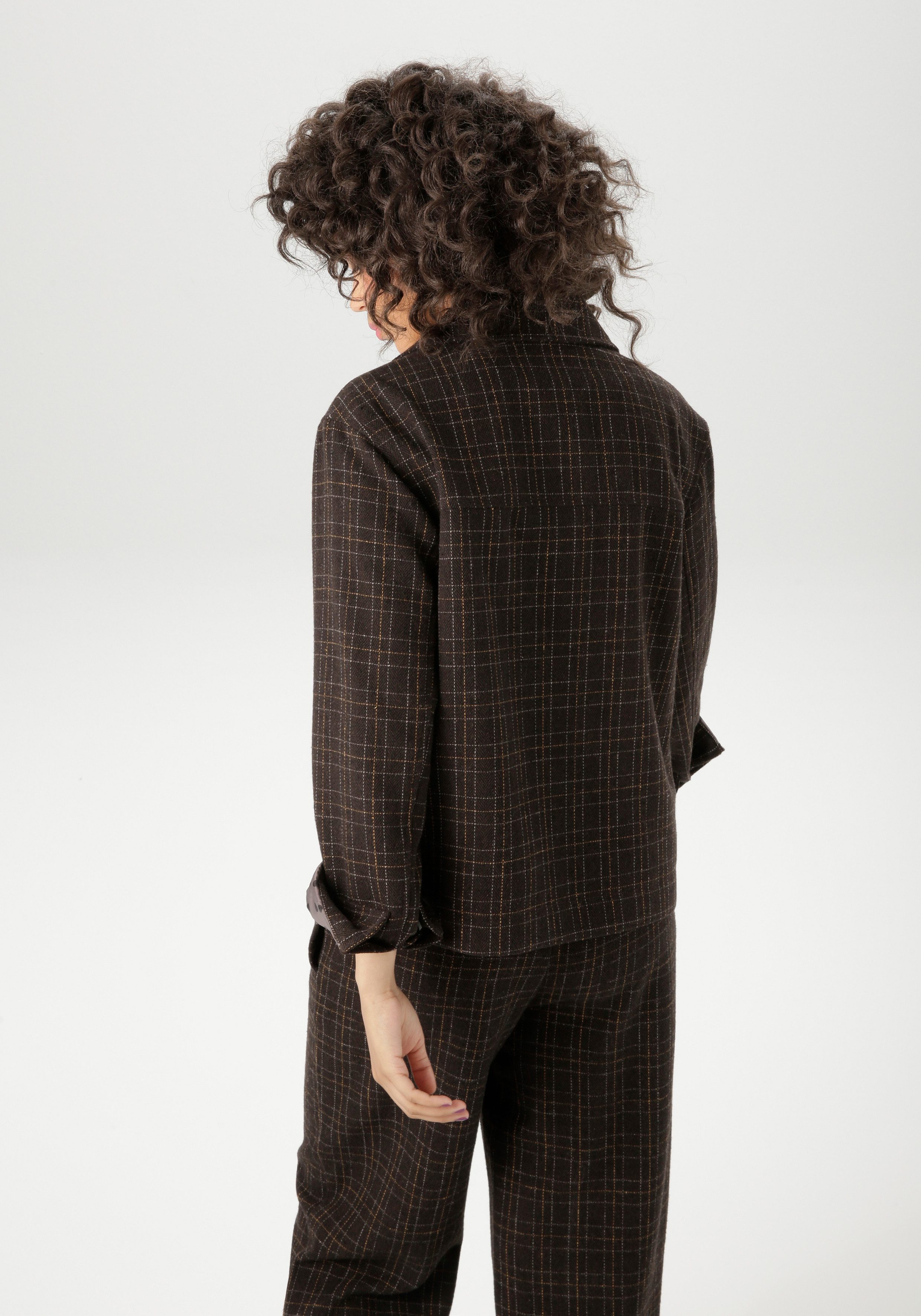 Aniston CASUAL Kurzjacke im Karo-Dessin mit getupften Futter günstig online kaufen