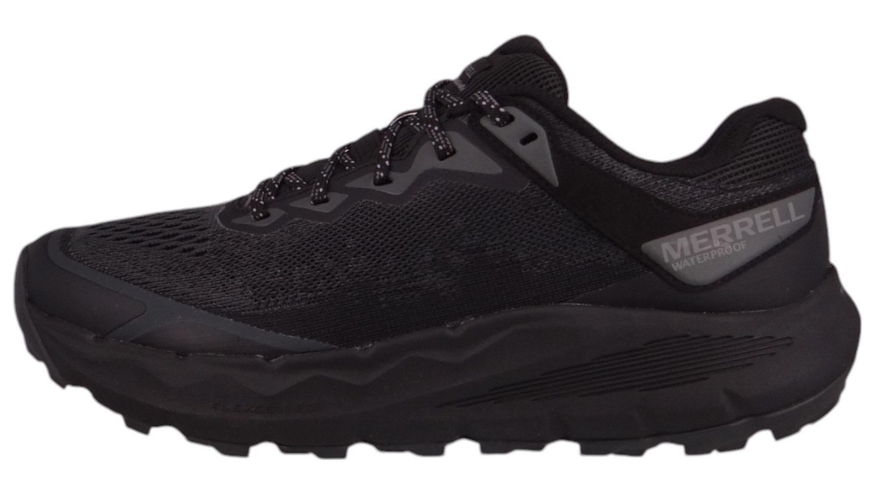 J068395 Nova 4 WP Trailrunning Black Schnürschuh