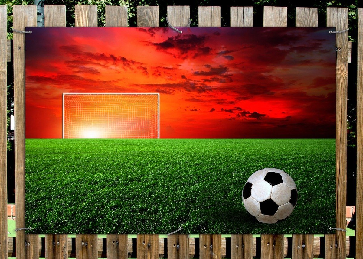 Thumbnail - Wallario Sichtschutzzaunmatten Fußball - Fußballfeld bei Sonnenuntergang