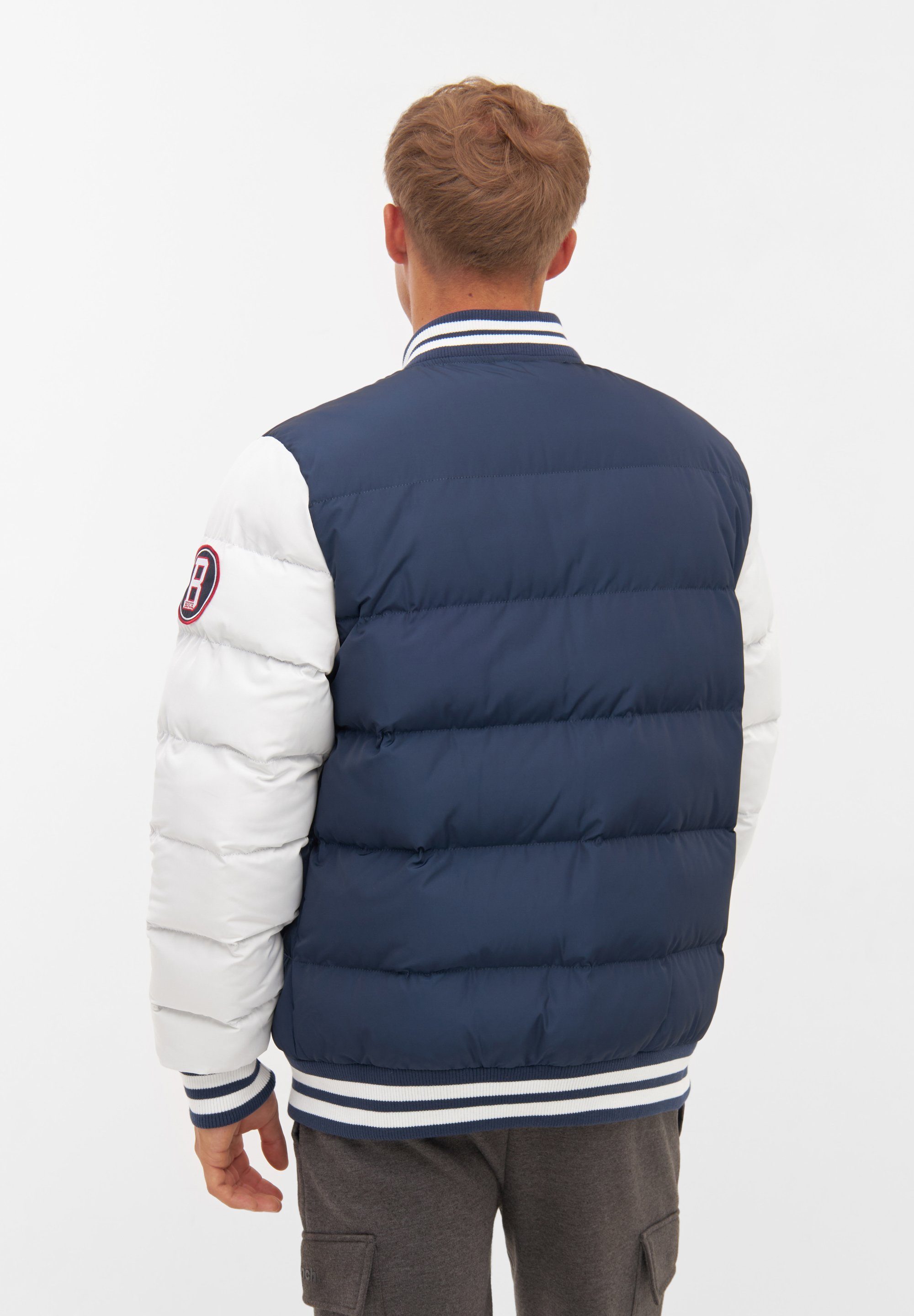 Steppjacke Reggie Bench. Collegejacke / white gefüttert Herren navy