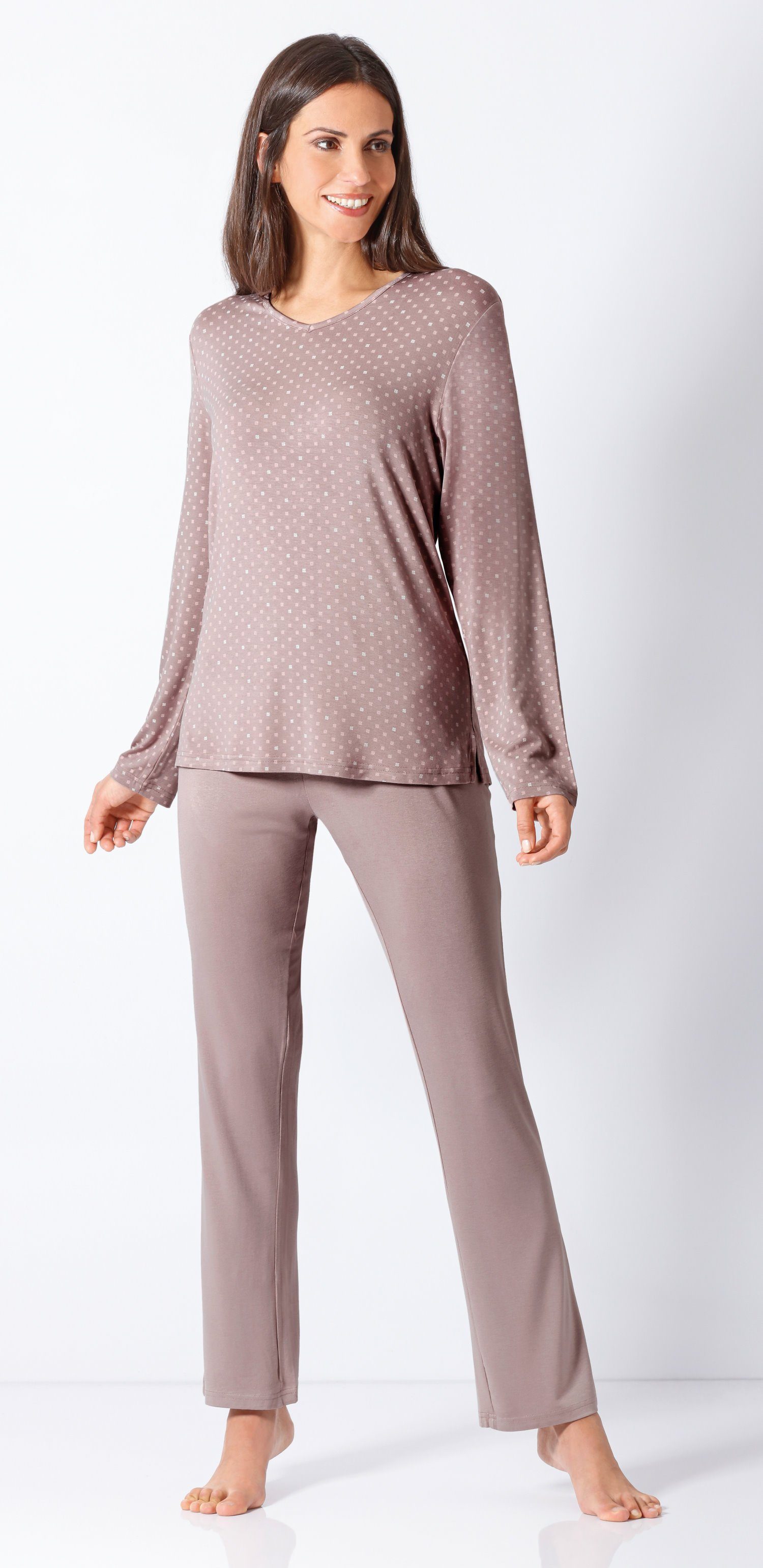 Hajo Pyjama Hajo Damen Schlafanzug (2 tlg) Modisches Design, Material: 50%  Baumwolle, 50% Lyocell