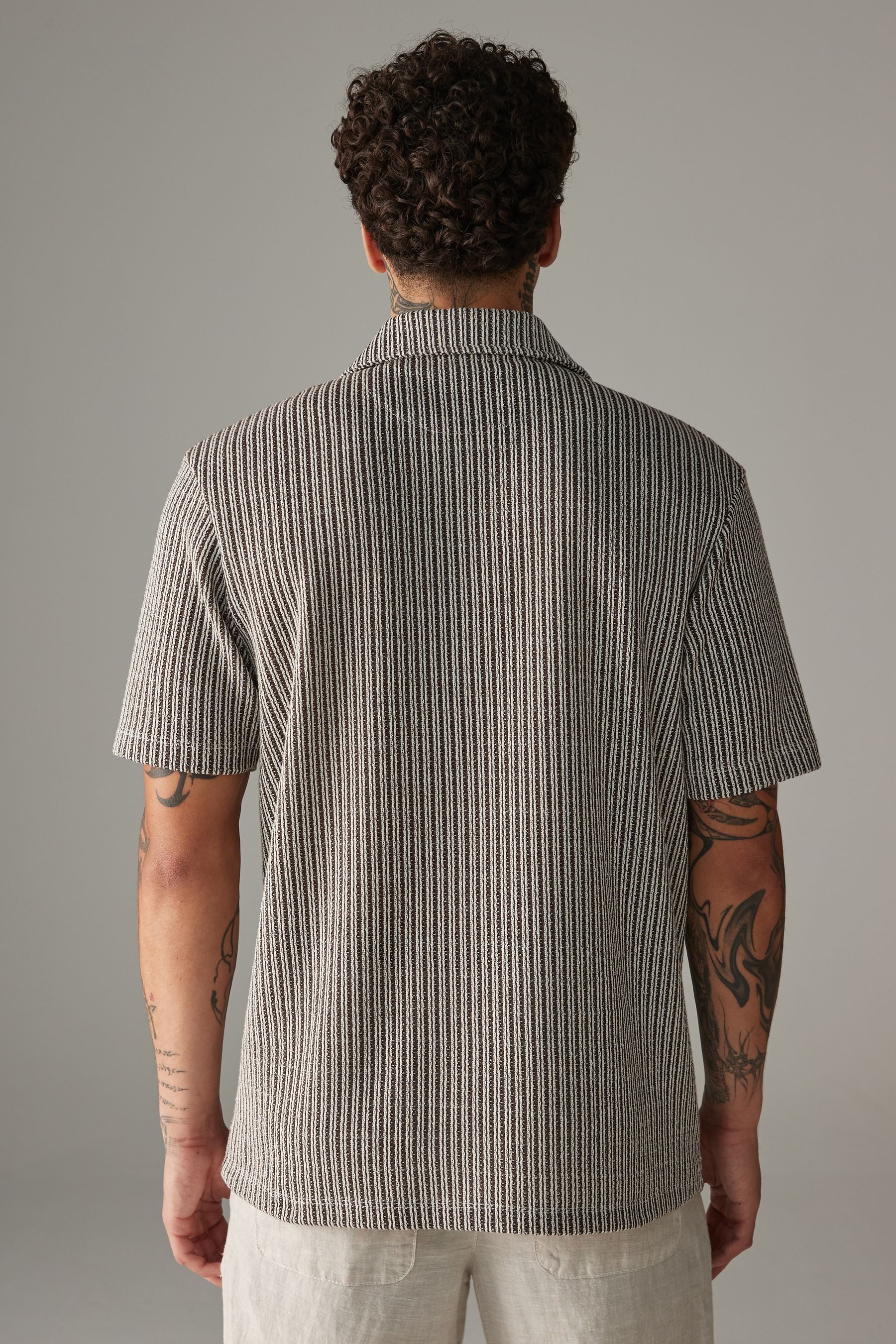 Next Kurzarmhemd Hemd aus strukturiertem Jersey günstig online kaufen