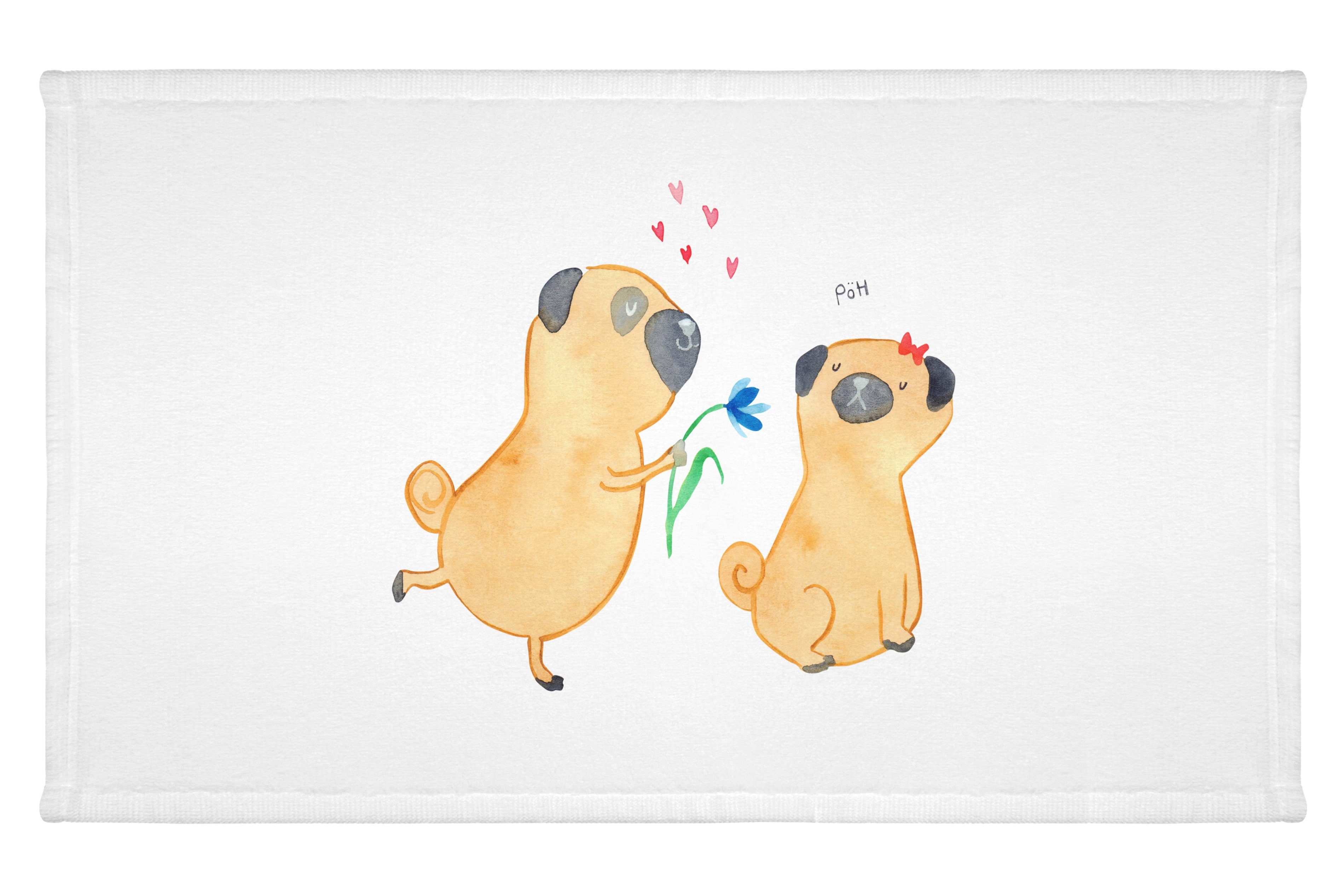 Mr. & Mrs. Panda Handtuch verliebt (1-St) Mops Haustier, Geschenk, - knuffig, Hunde, - Weiß Hundeliebe