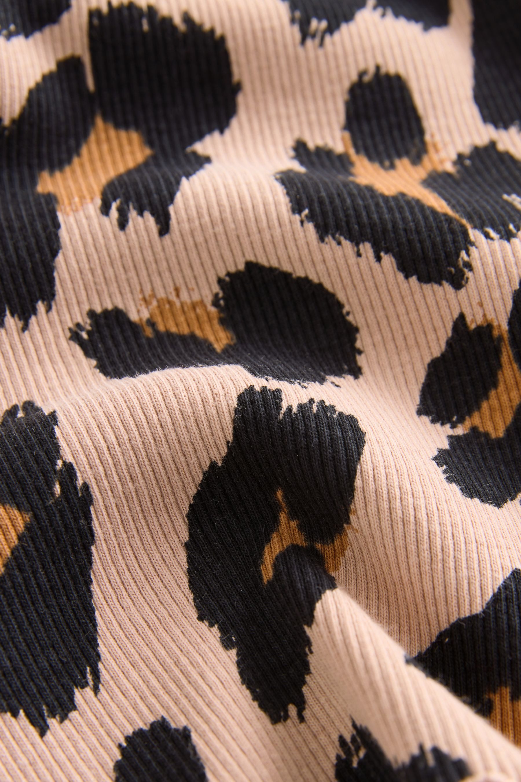 Next Leggings Gerippte Leggings mit ausgestelltem Bein (1-tlg)