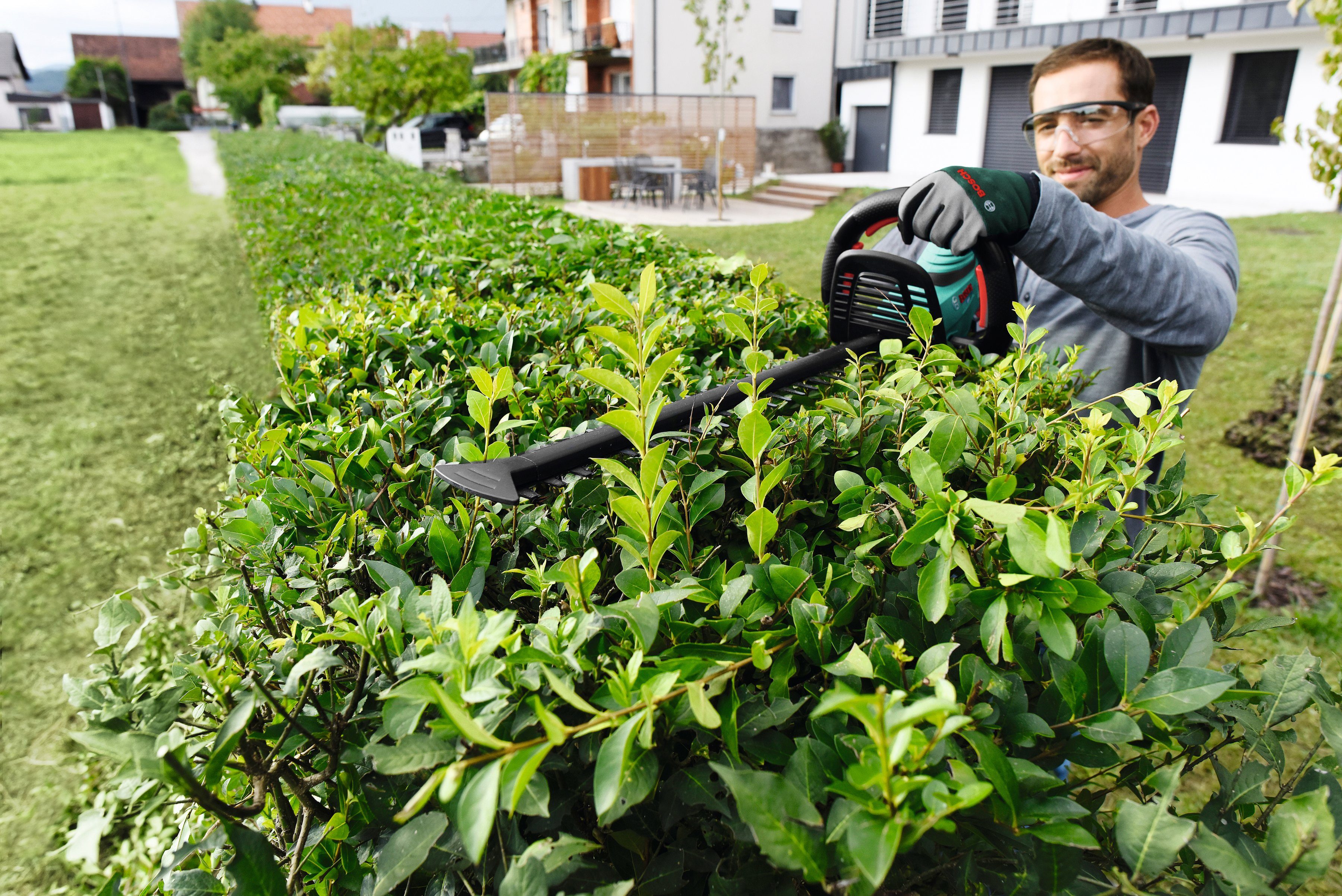 Bosch Gardentools Akku-Heckenschere »AHS 50-20 LI«, 50 cm Schnittlänge, ohne Akku und Ladegerät