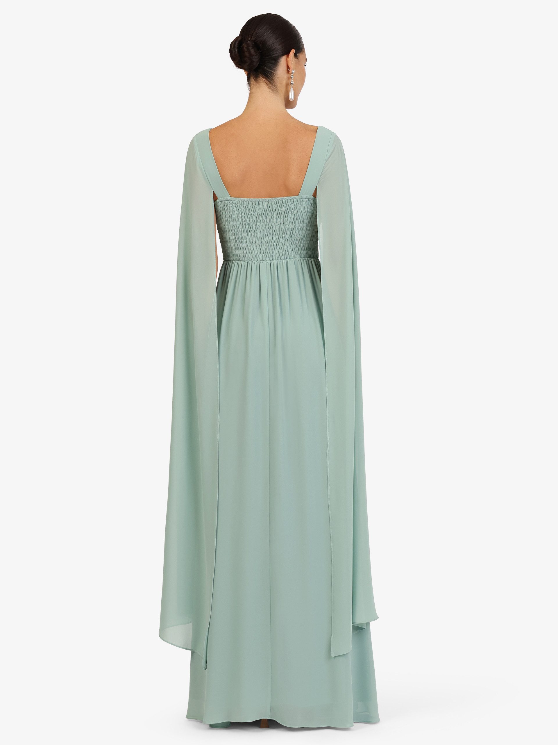 Kraimod Abendkleid mit fließenden Cape-Ärmeln