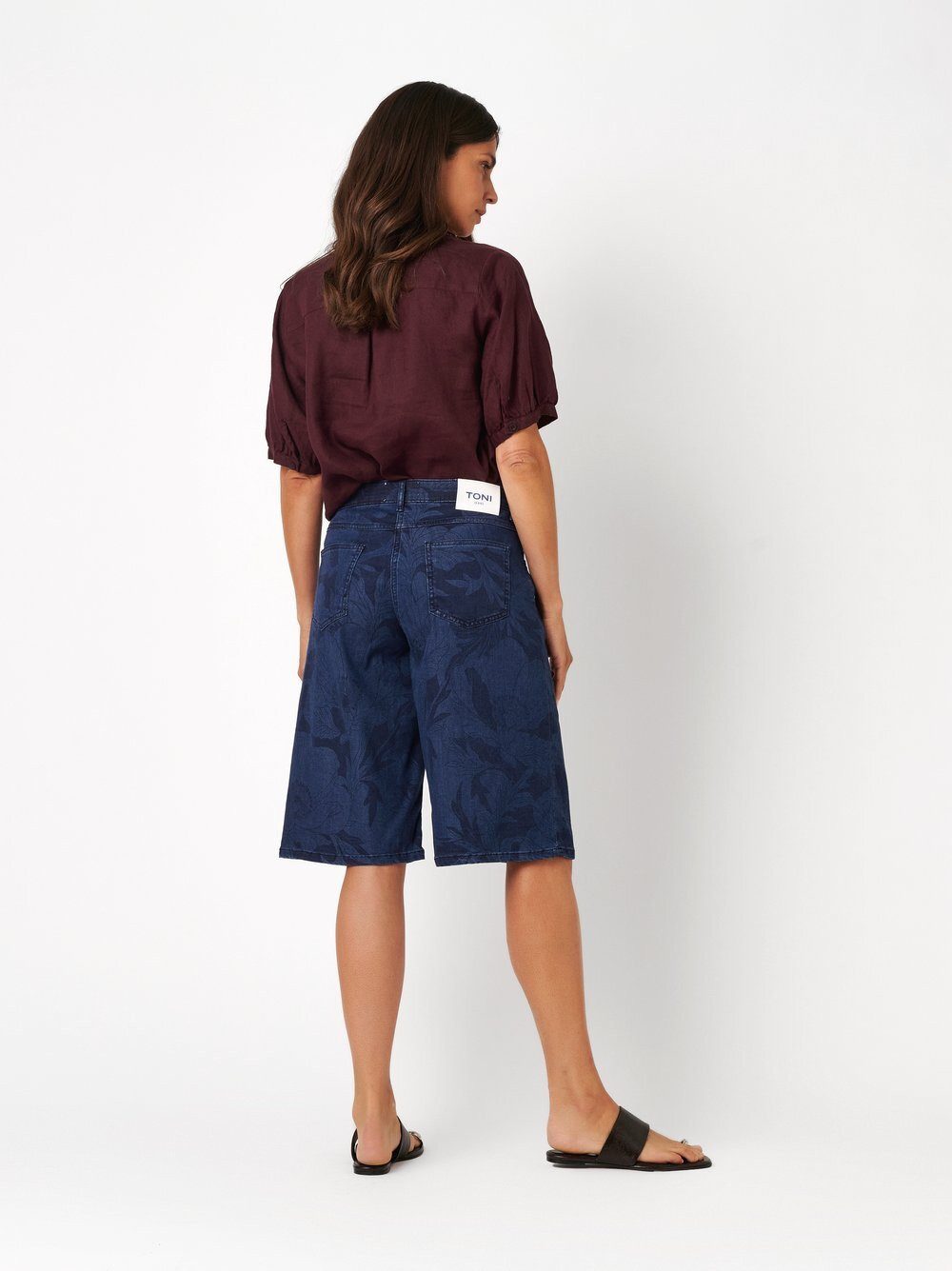 TONI Jeansbermudas Liv Bermuda mit floralem Print