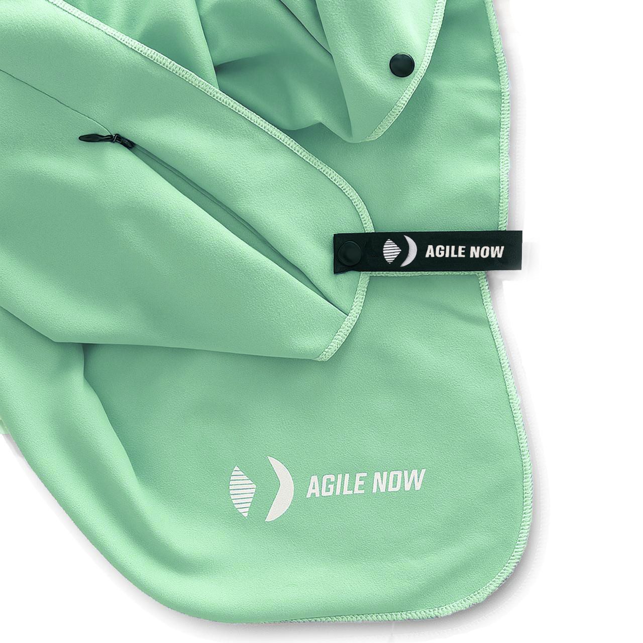AGILE NOW Sporthandtuch Magnet Fitness-Handtuch aus Mikrofaser, Rutschfest & Schnelltrocknend, Mit Reißverschlusstaschen & Kapuze