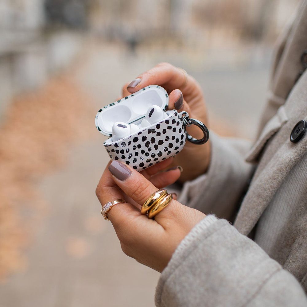 BURGA Kopfhörer-Schutzhülle Burga Hard Case für das Apple AirPods Pro 2 - Almond Latte