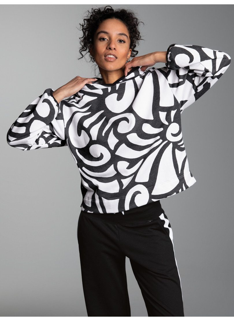 Trigema Kapuzensweatshirt TRIGEMA Hoodie mit abstraktem Allover-Print
