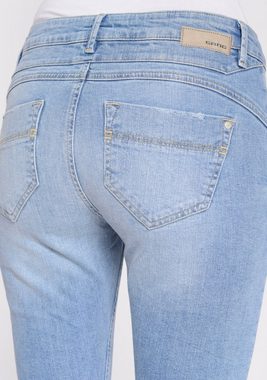 GANG Skinny-fit-Jeans 94NELE X-CROPPED mit seitlichen Dreieckseinsätzen für eine tolle Silhouette