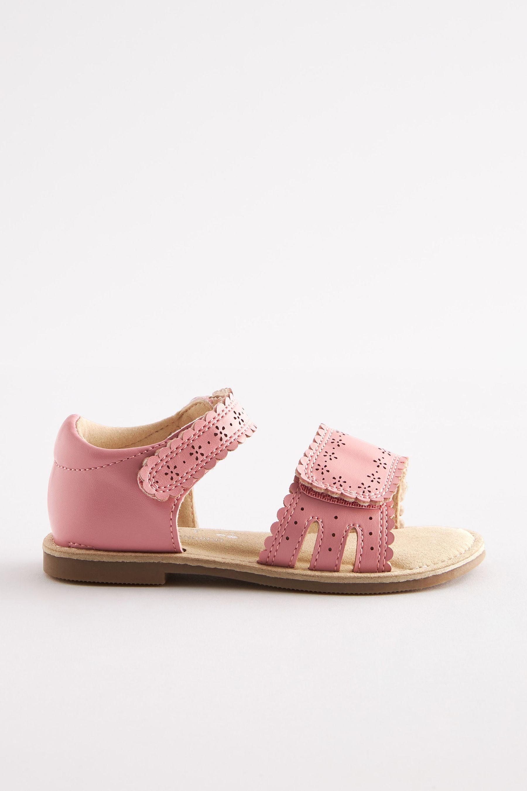 Next Sandalen mit verstellbarem Riemen- Breite Passform Sandale (1-tlg) Pink