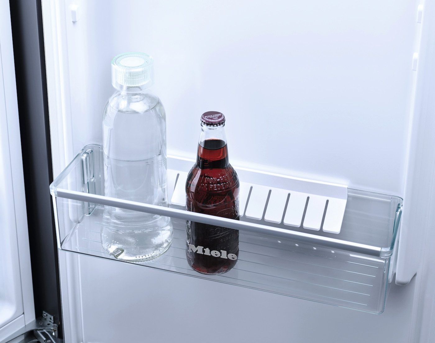 Miele Einbaukühlschrank K 7326 E, 122,1 cm hoch, 55,8 cm breit