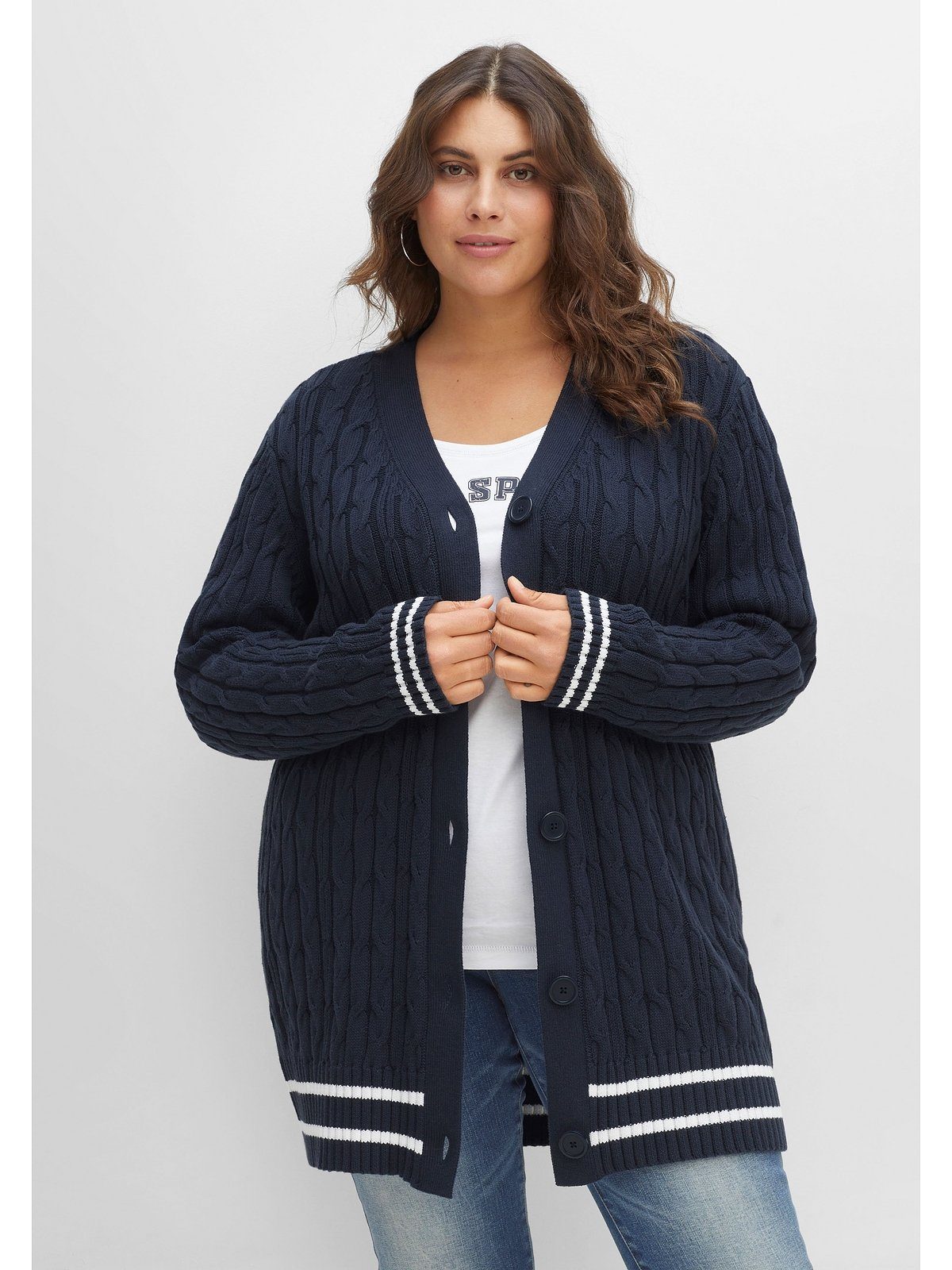 Sheego Cardigan Große Größen im Zopfmuster, mit Streifen-Bündchen