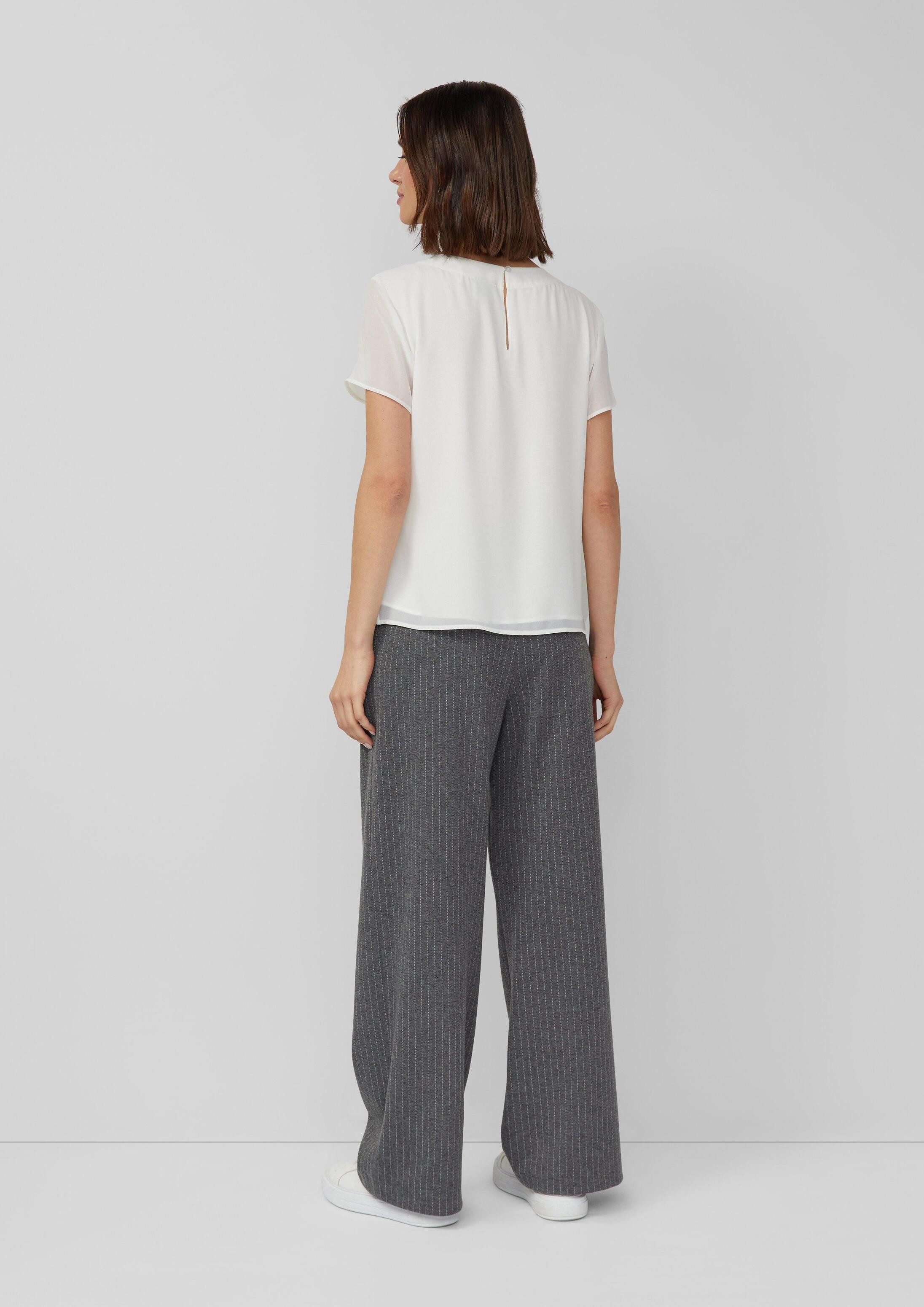 s.Oliver Kurzarmbluse Bluse Luftige Chiffon-Bluse mit gesteppter Raffung