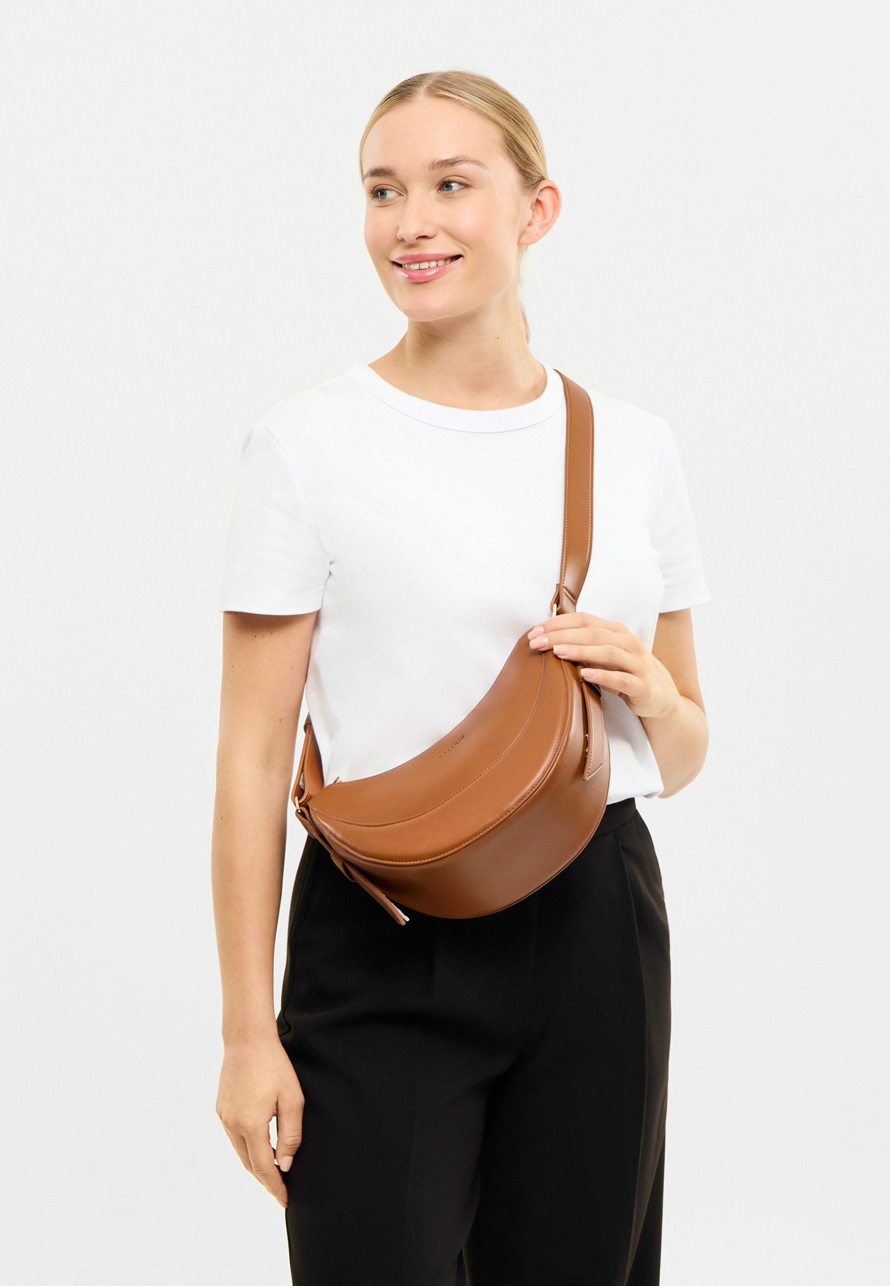 Expatrié Schultertasche Livia Handtasche für Damen (1-tlg), Elegante Half Moon Bag aus Kunstleder