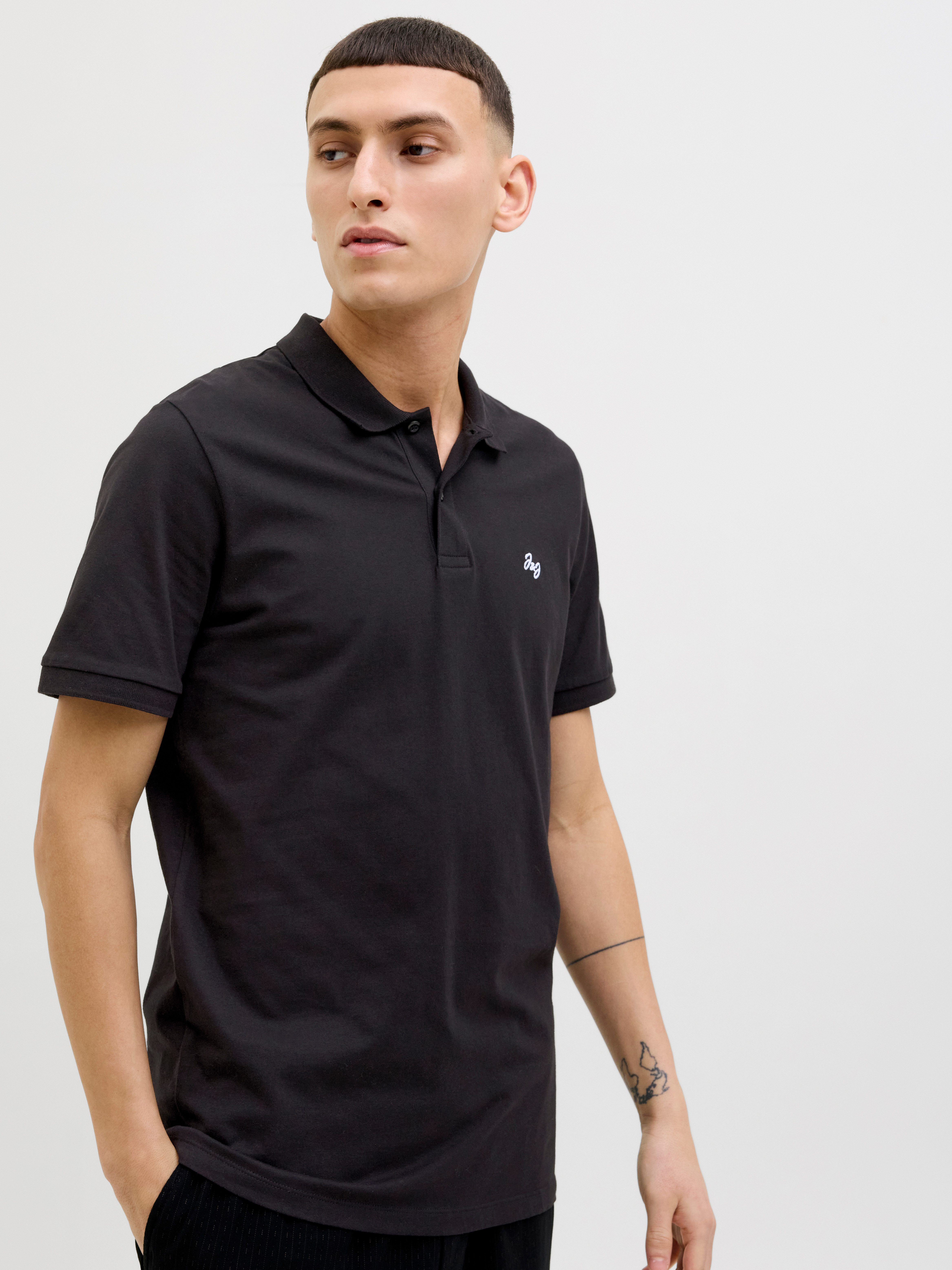 Jack & Jones Poloshirt JJEJERSEY LOGO POLO SS SN mit Logo Stickerei günstig online kaufen