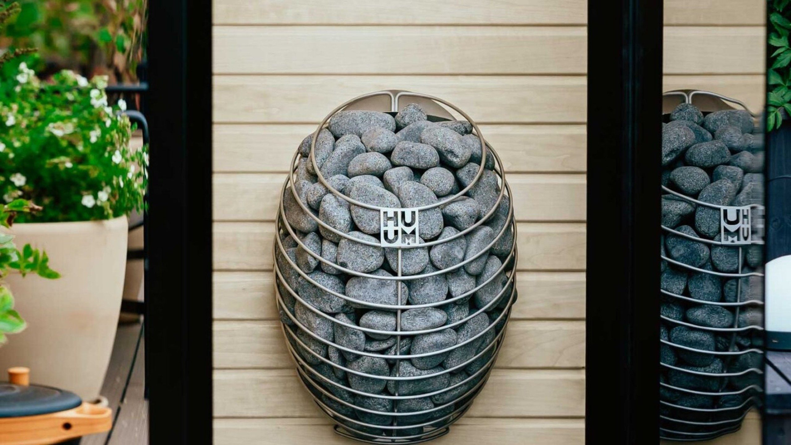 HUUM Saunaofen HUUM DROP 6 Elektro-Saunaofen 6 kW, 6 kW, externe Steuerung, Tropfenförmiger Wandofen mit 55 kg Steinvolumen für 5–9 m³