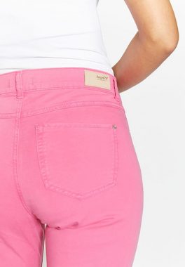 ANGELS Slim-fit-Jeans Capri-Jeans Anacapri in Uni-Design mit Label-Applikationen