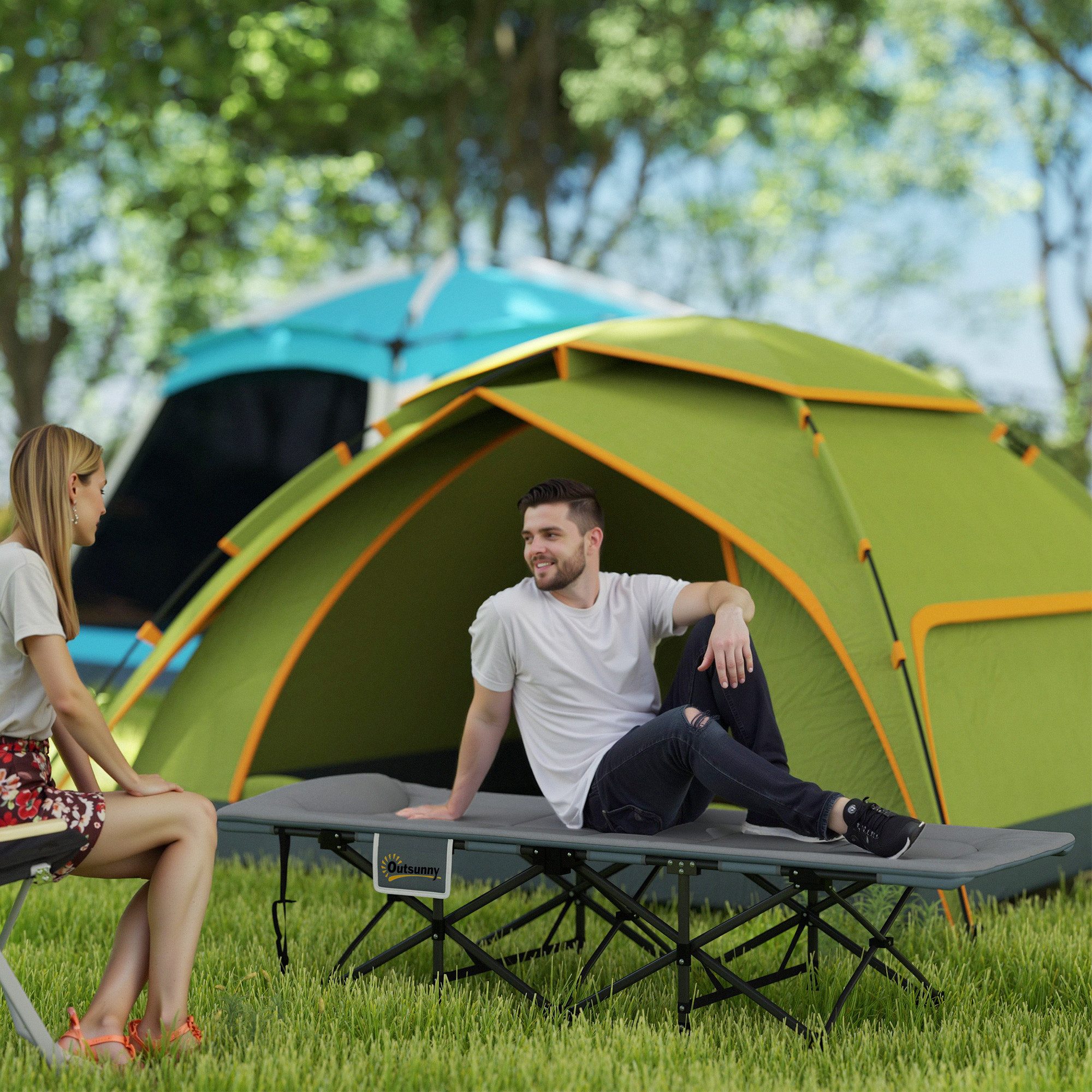 Outsunny Feldbett Campingliege mit Kopfkissen Seitentasche Klappbett für Erwachsene (Gästebett bis 150 kg, 1-St., faltbar Campingbett) 187 x 67 x 37 cm, für Outdoor, Garten Camping Reisen Grau