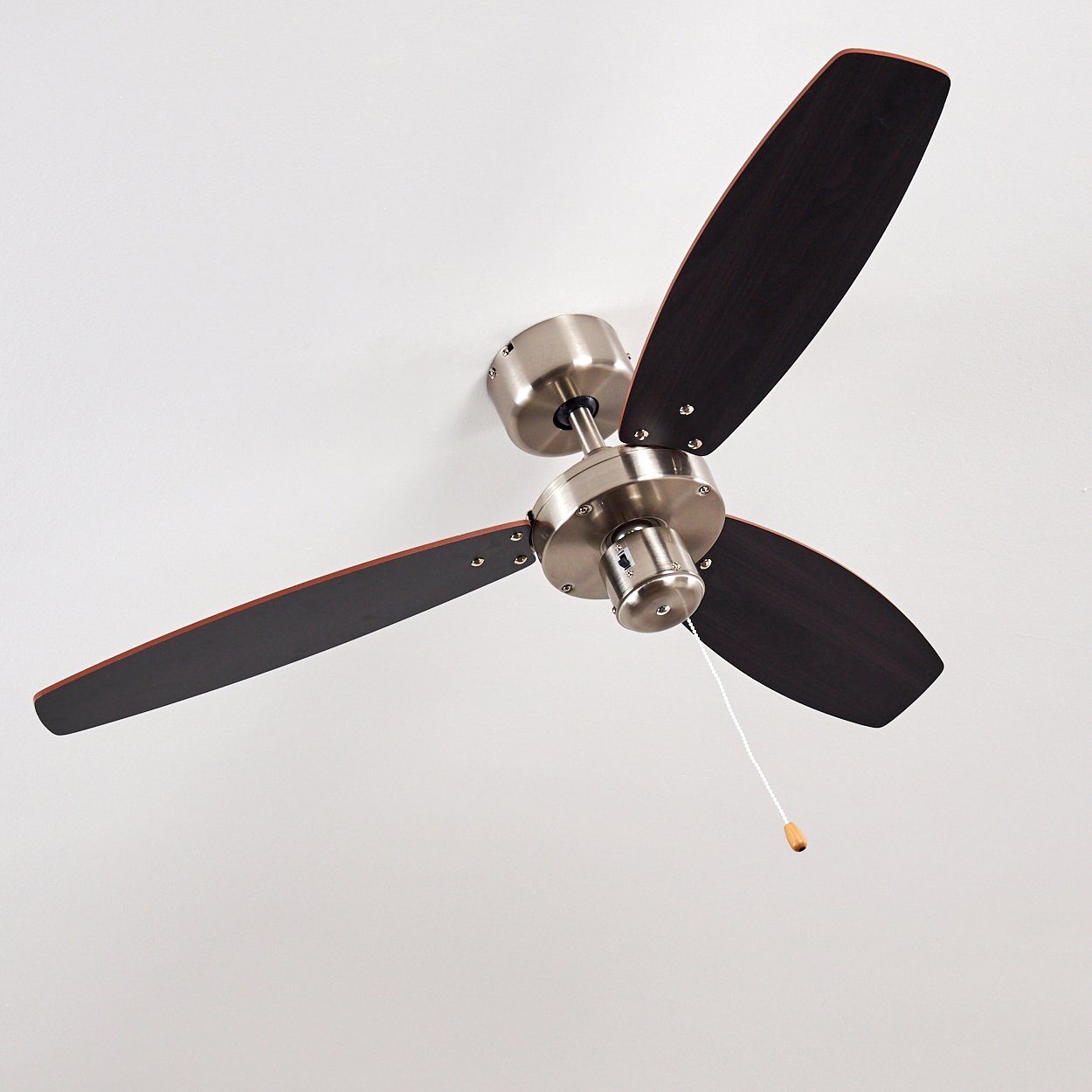 hofstein Deckenventilator »Priore« Deckenventilator, Metall/Holz, Nickel-matt/Silber und Braun, mit 2 Zugschnuren u. wendbaren Rotorblättern, in 3 Stufen schaltbar