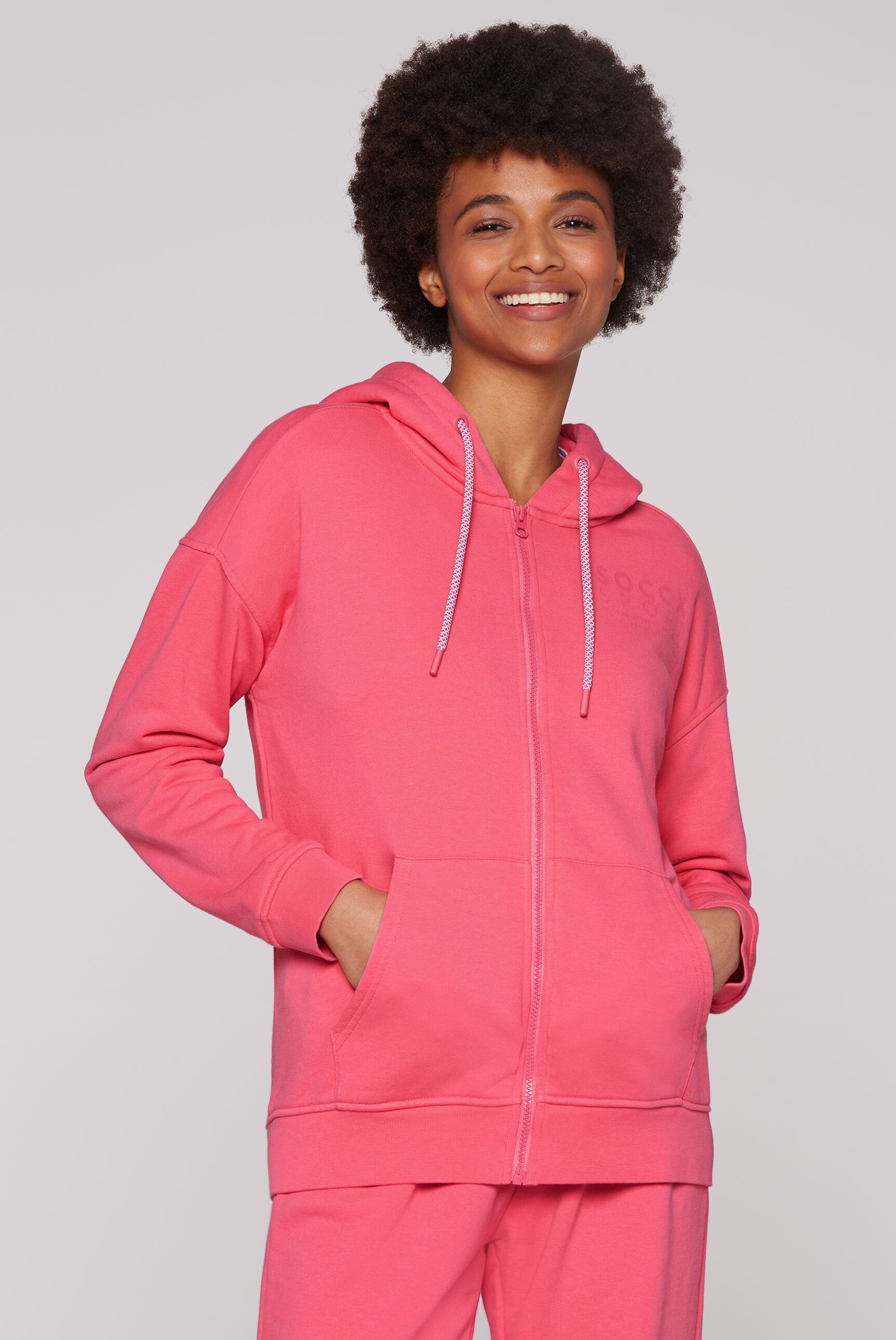 Kapuzensweatjacke
