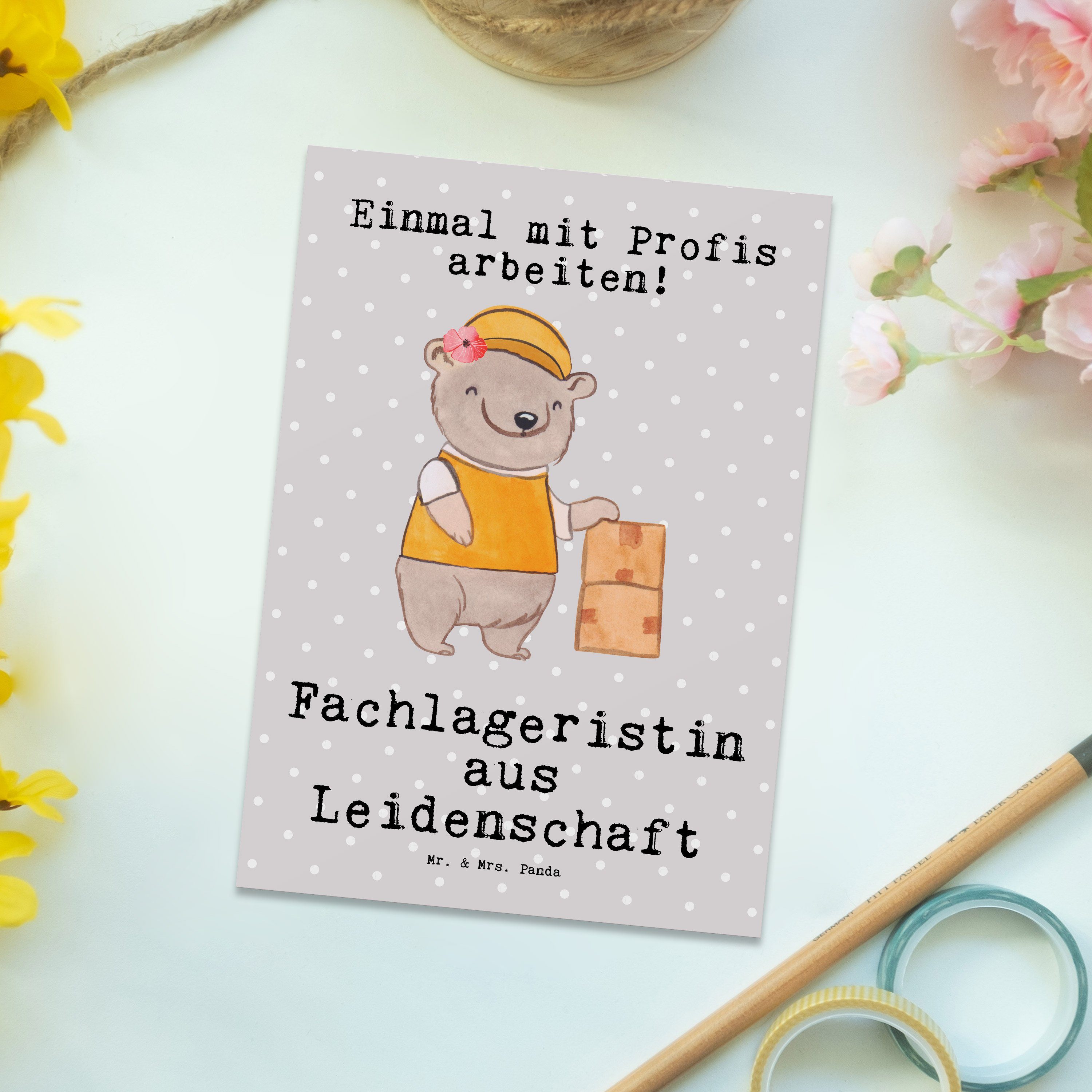 Mr. & Mrs. Jubiläum aus Panda - Pastell - Fachlageristin Grau Geschenk, Postkarte Leidenschaft