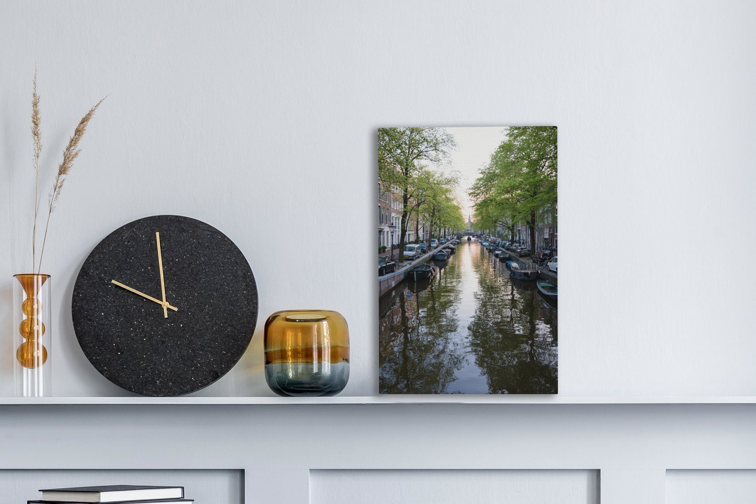 Gemälde, (1 20x30 fertig Leinwandbild Amsterdam St), cm Zackenaufhänger, - OneMillionCanvasses® Niederlande, Leinwandbild inkl. - bespannt Boot