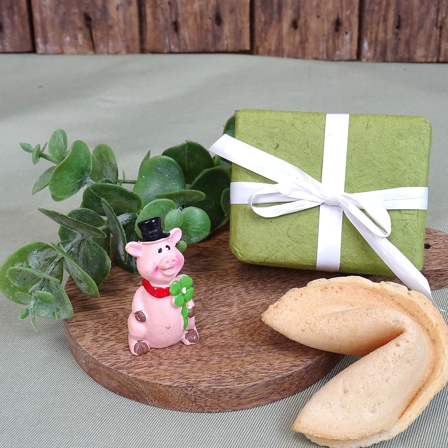 Logbuch-Verlag Dekofigur 6 Glücksschweinchen Glücksbringer 2025 4,5 cm günstig online kaufen