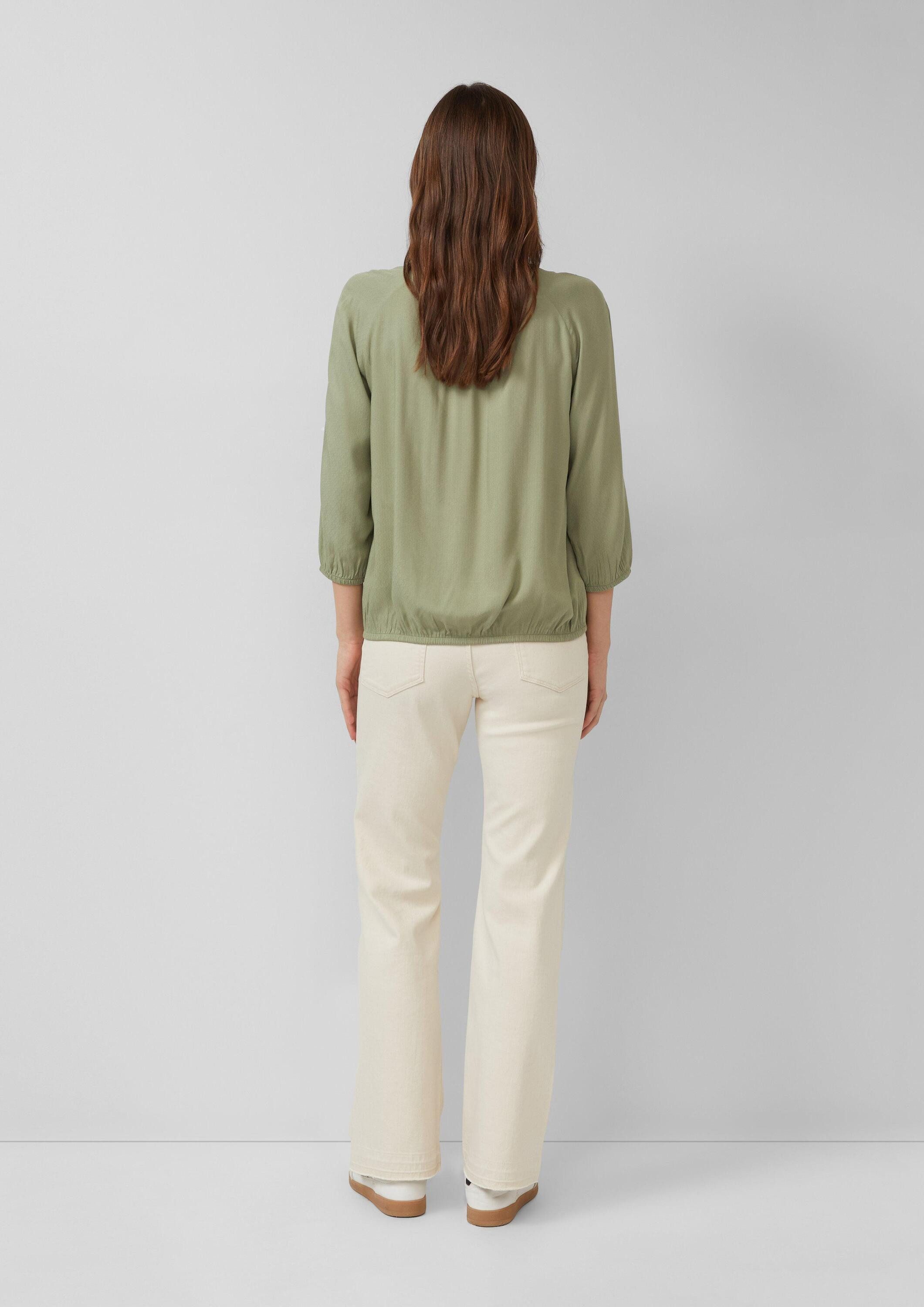 s.Oliver Kurzarmbluse Bluse Strukturierte Viskose-Bluse mit Raff-Details