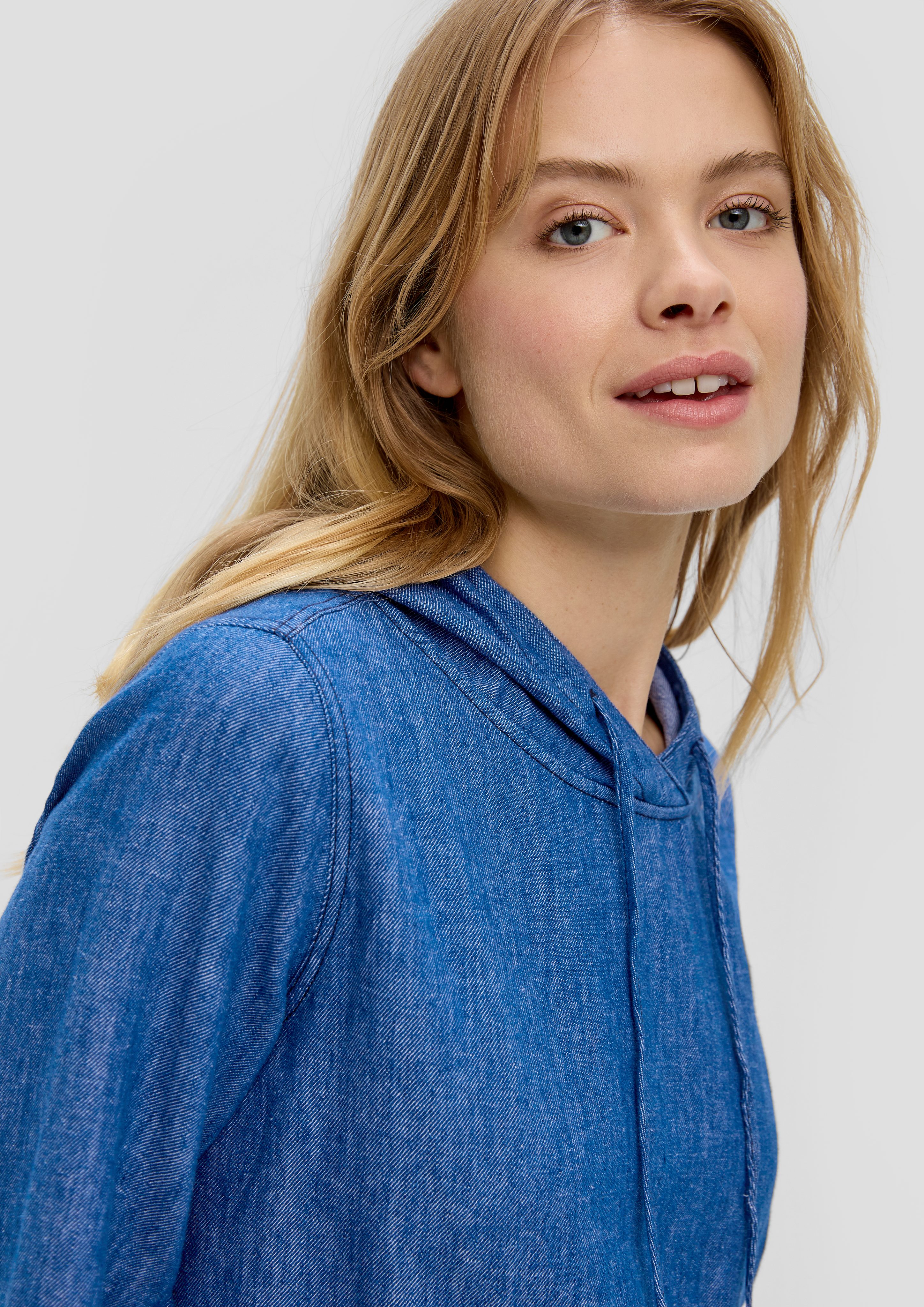 s.Oliver Langarmbluse Blusen-Hoodie in Denim-Optik günstig online kaufen